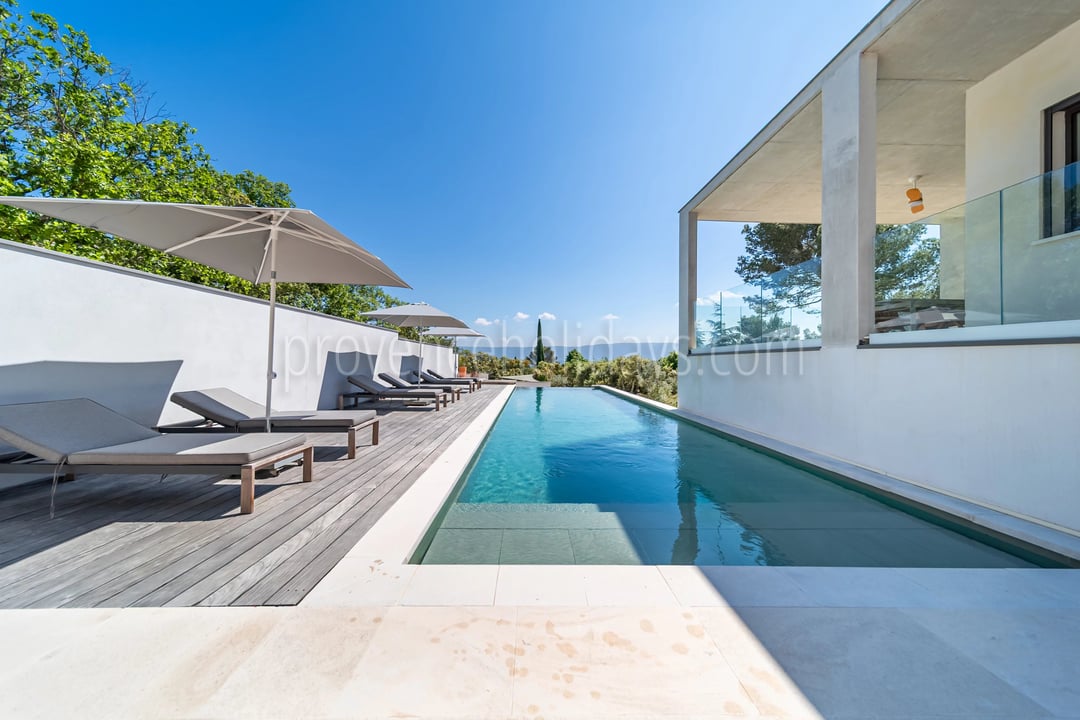2 - Villa with pool in Gordes: Villa: Pool