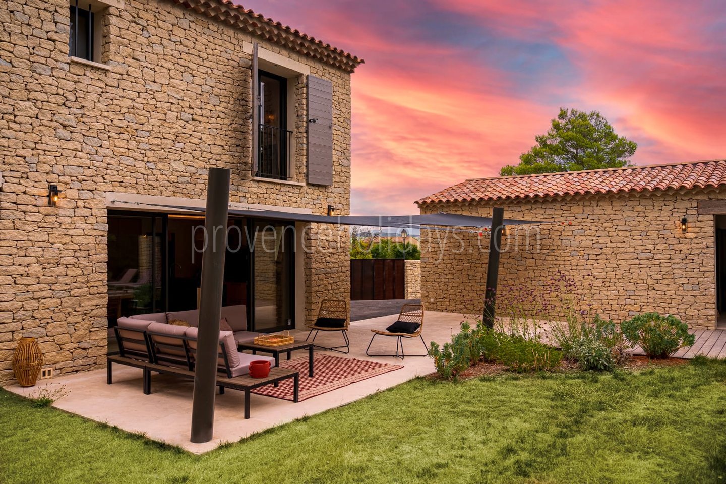 4 - Villa Épure: Villa: Exterior