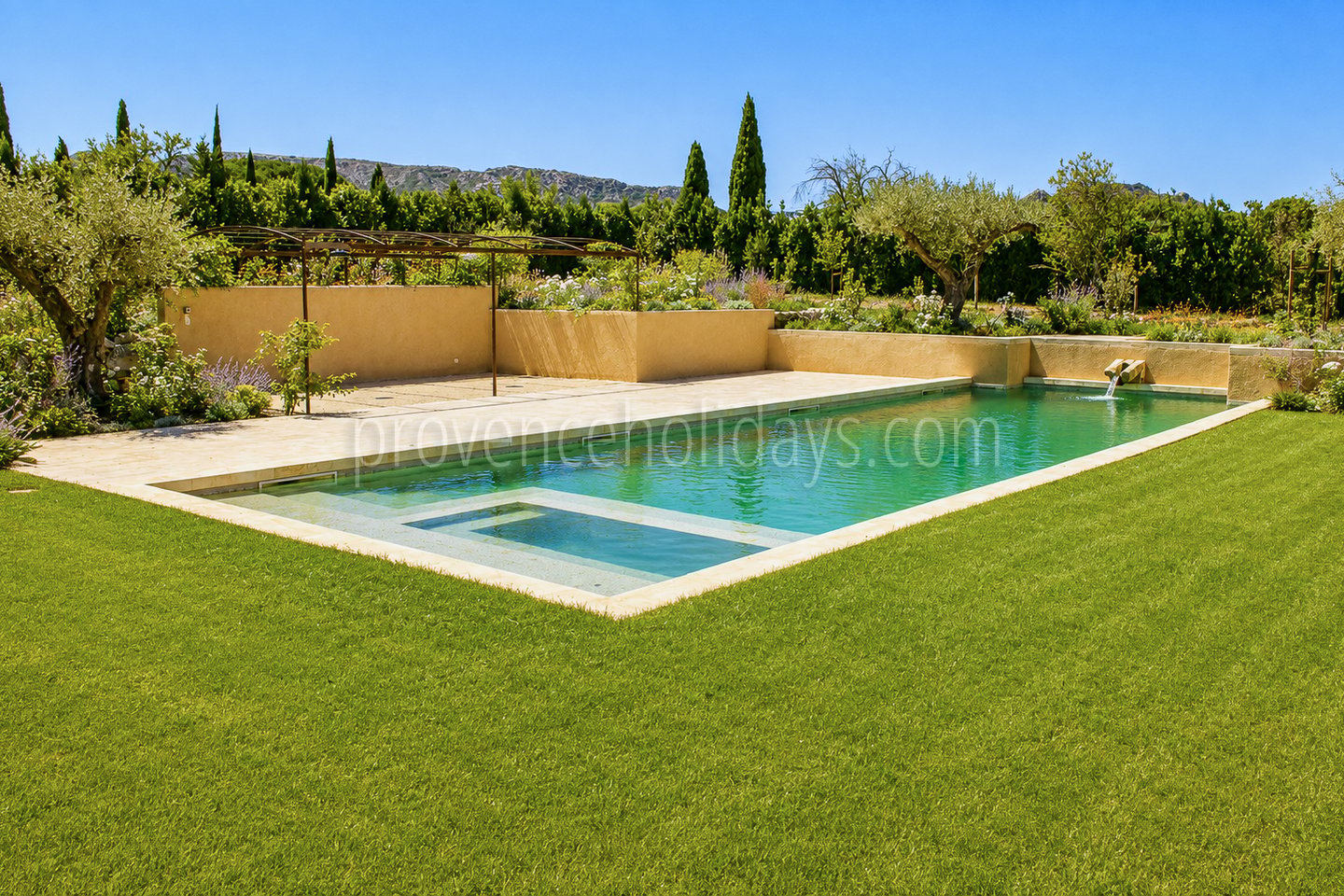12 - Mas provençal à Eygalières: Villa: Pool