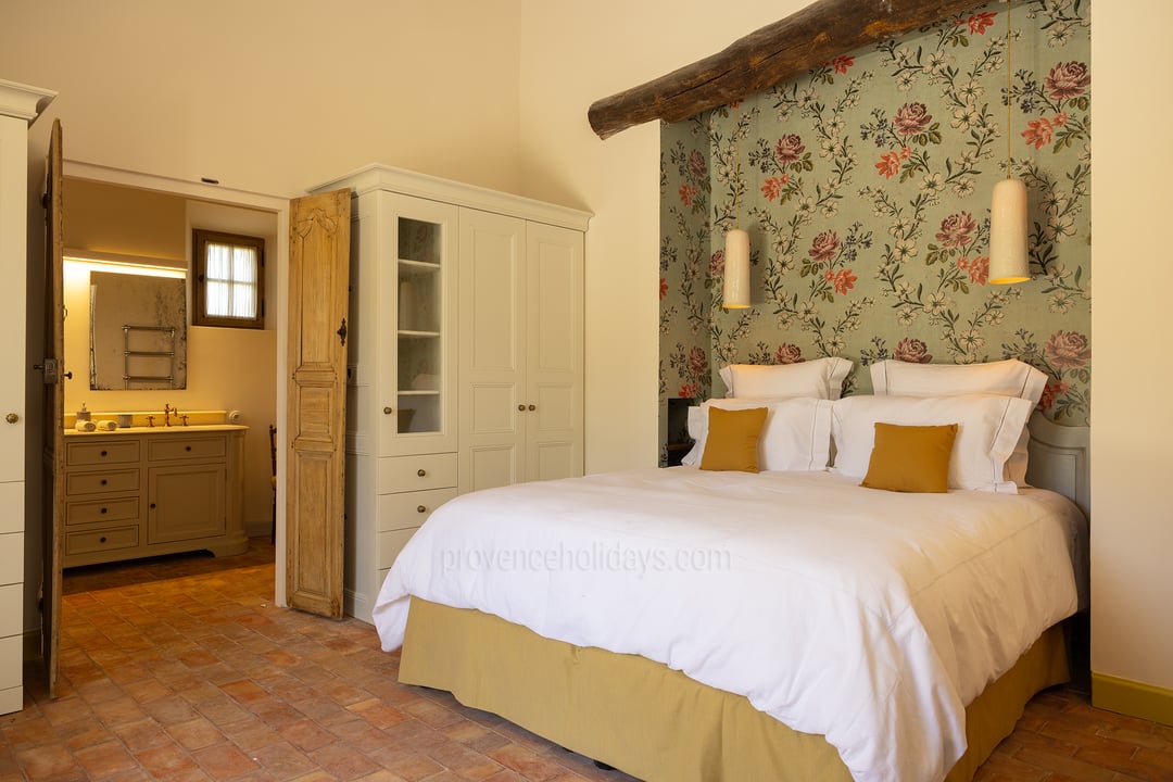 76 - Grand Mas d\'Oppède: Villa: Bedroom