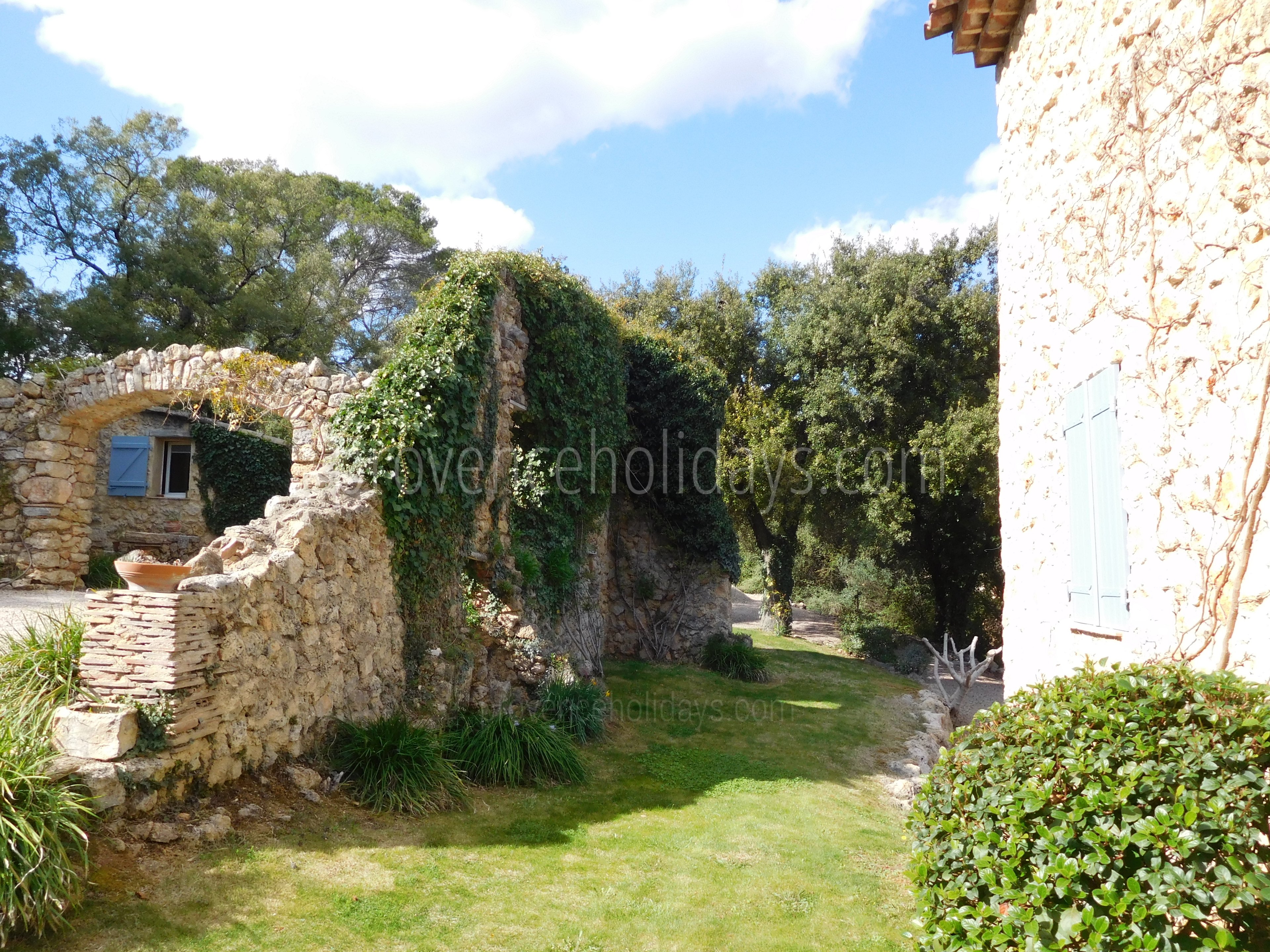 44 - Mas Lorgues: Villa: Exterior