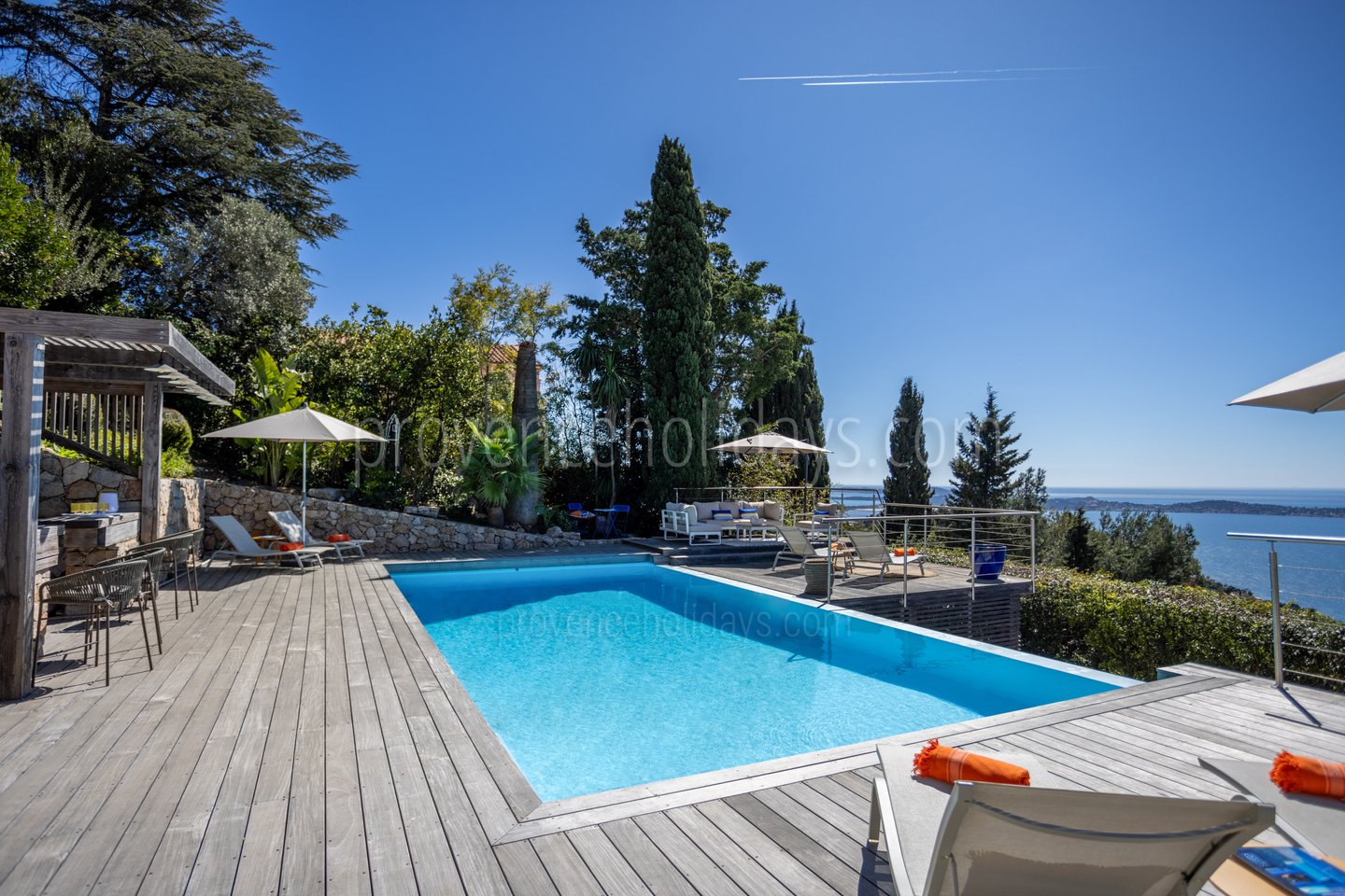 15 - Villa du Var: Villa: Pool