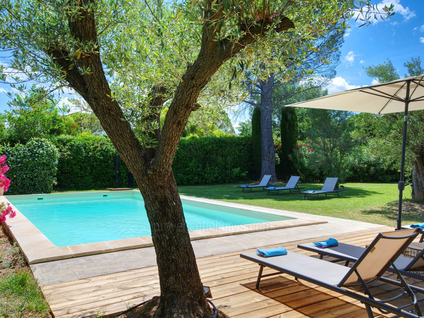 4 - Le Dolmen du Midi: Villa: Pool