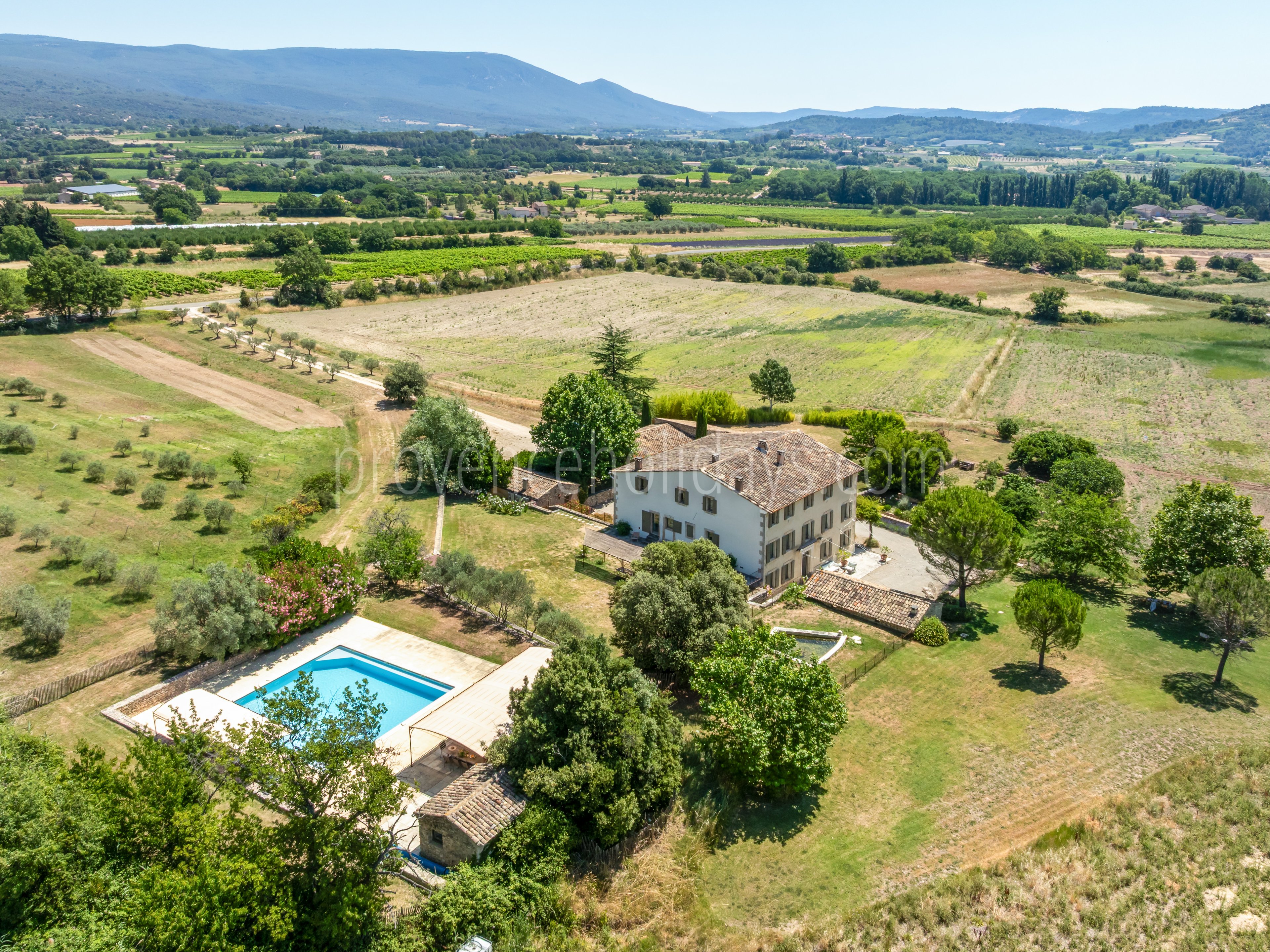 90 - La Bastide des Sources: Villa: Exterior