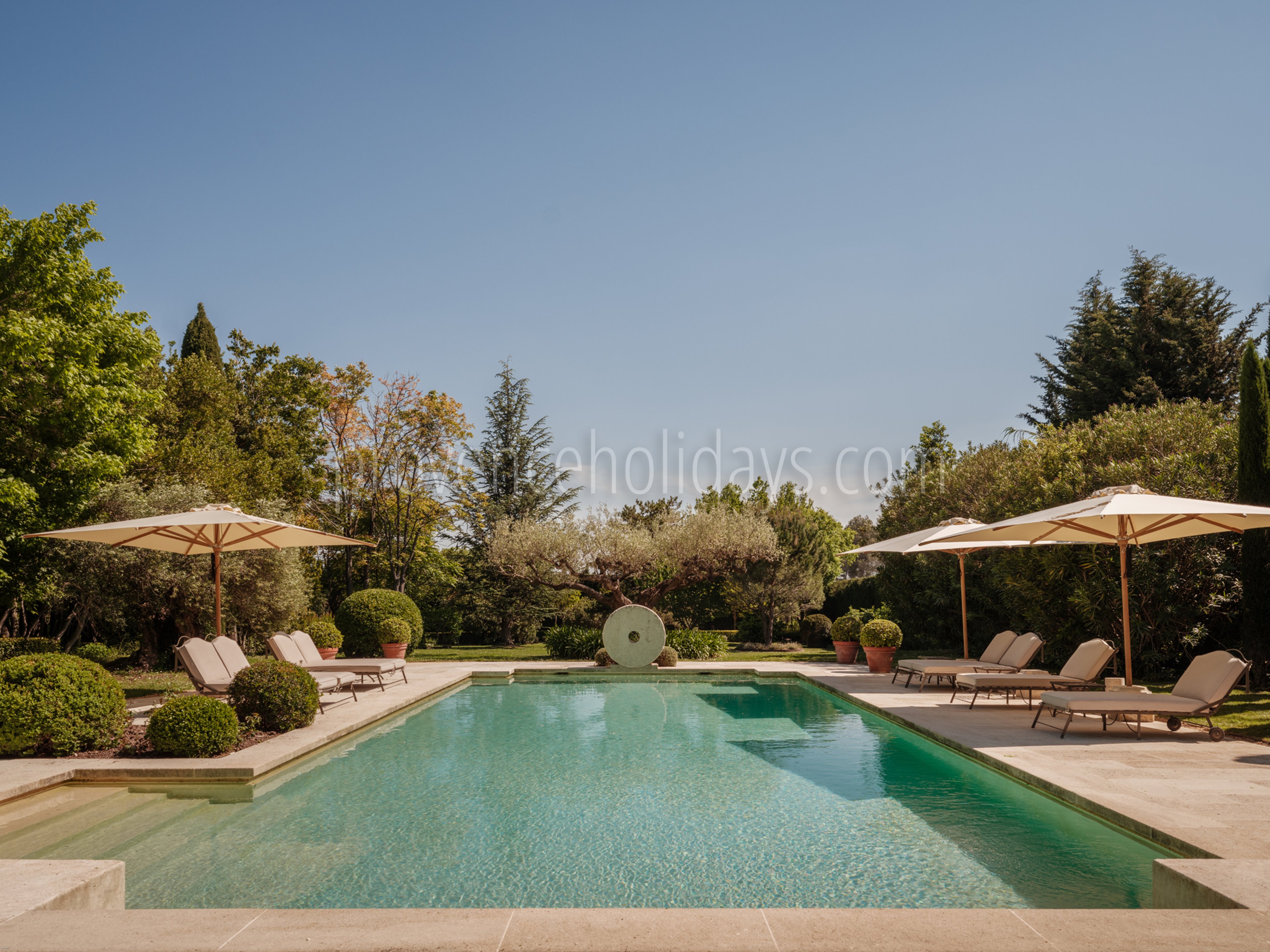 75 - Mas de Maussane: Villa: Pool
