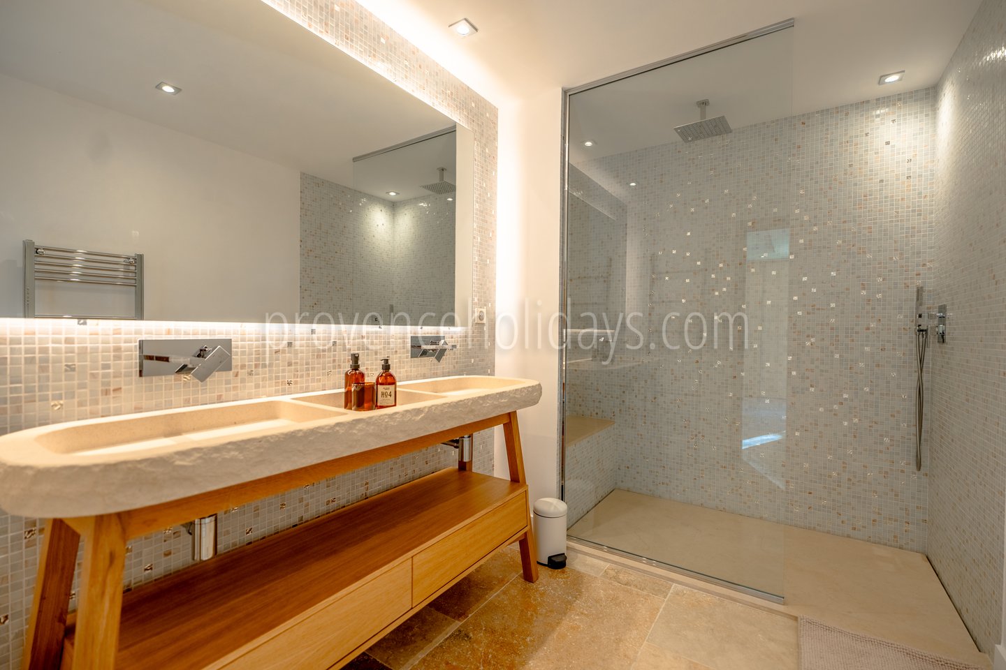 15 - Villa Stonebay: Villa: Bathroom