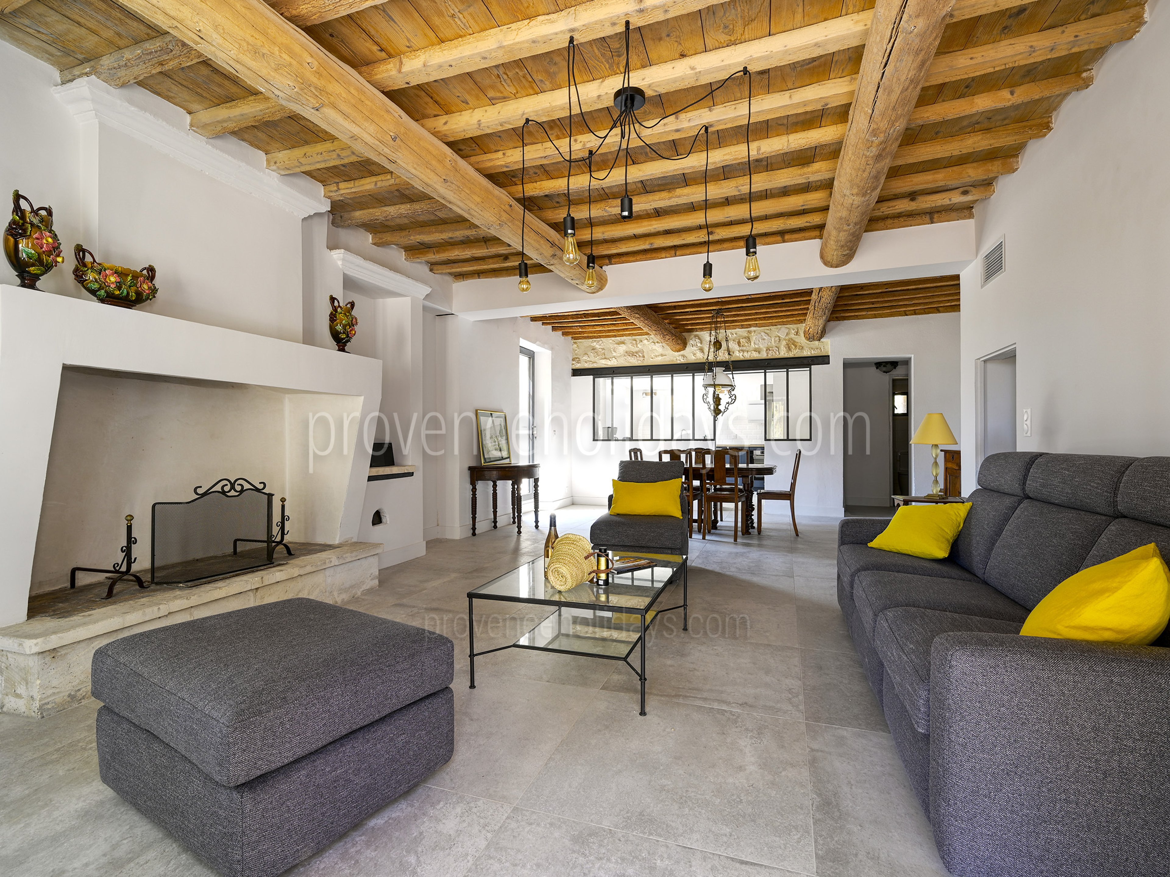 3 - Mas Alpilles: Villa: Interior