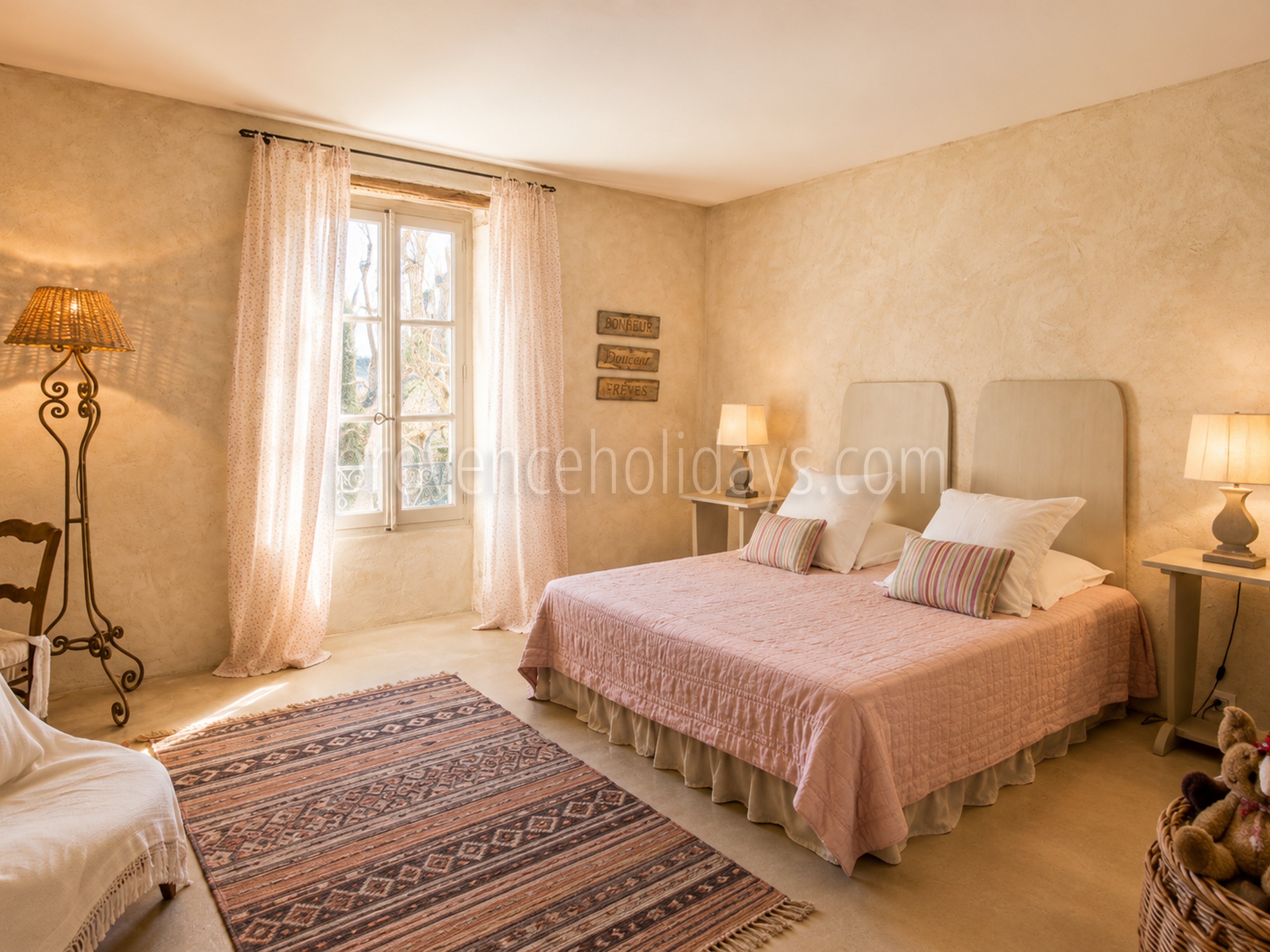 23 - Mas de l\'Orchidée: Villa: Bedroom