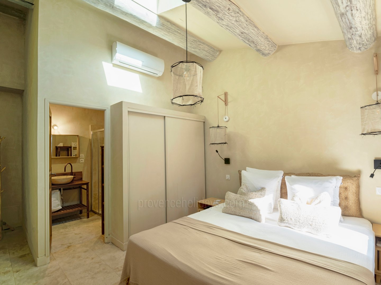 45 - Domaine des Lys: Villa: Bedroom