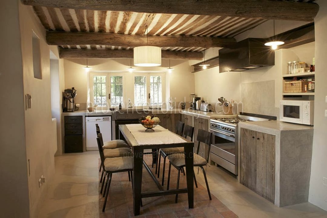 5 - Le Mas aux Gargouilles: Villa: Interior