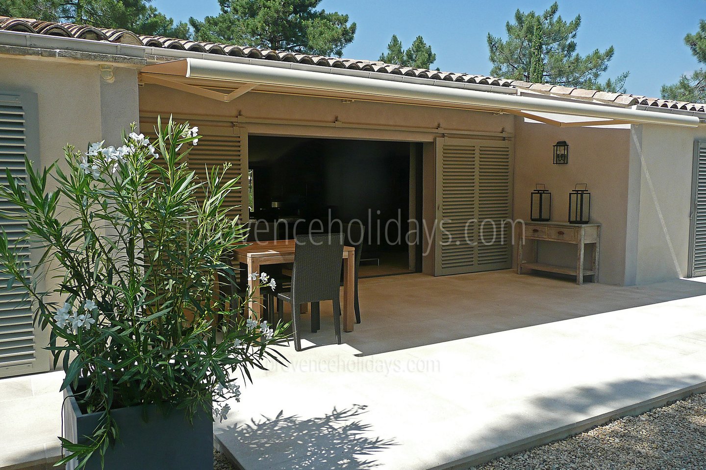 28 - La Villa Panorama: Villa: Exterior