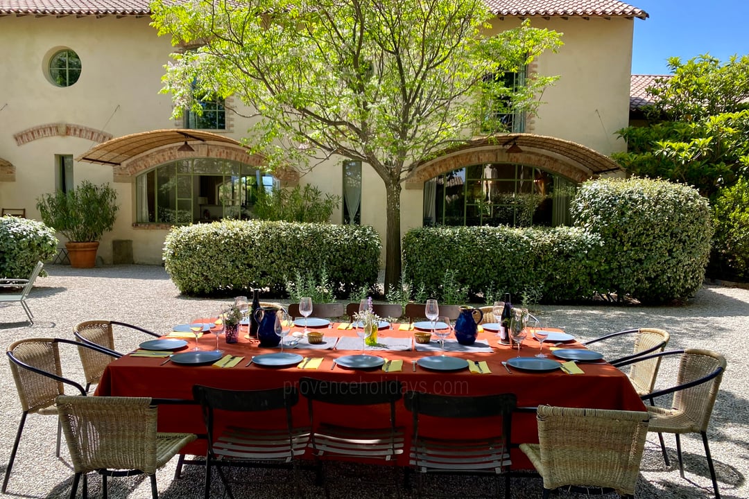 85 - Grand Mas de Cairanne: Villa: Exterior