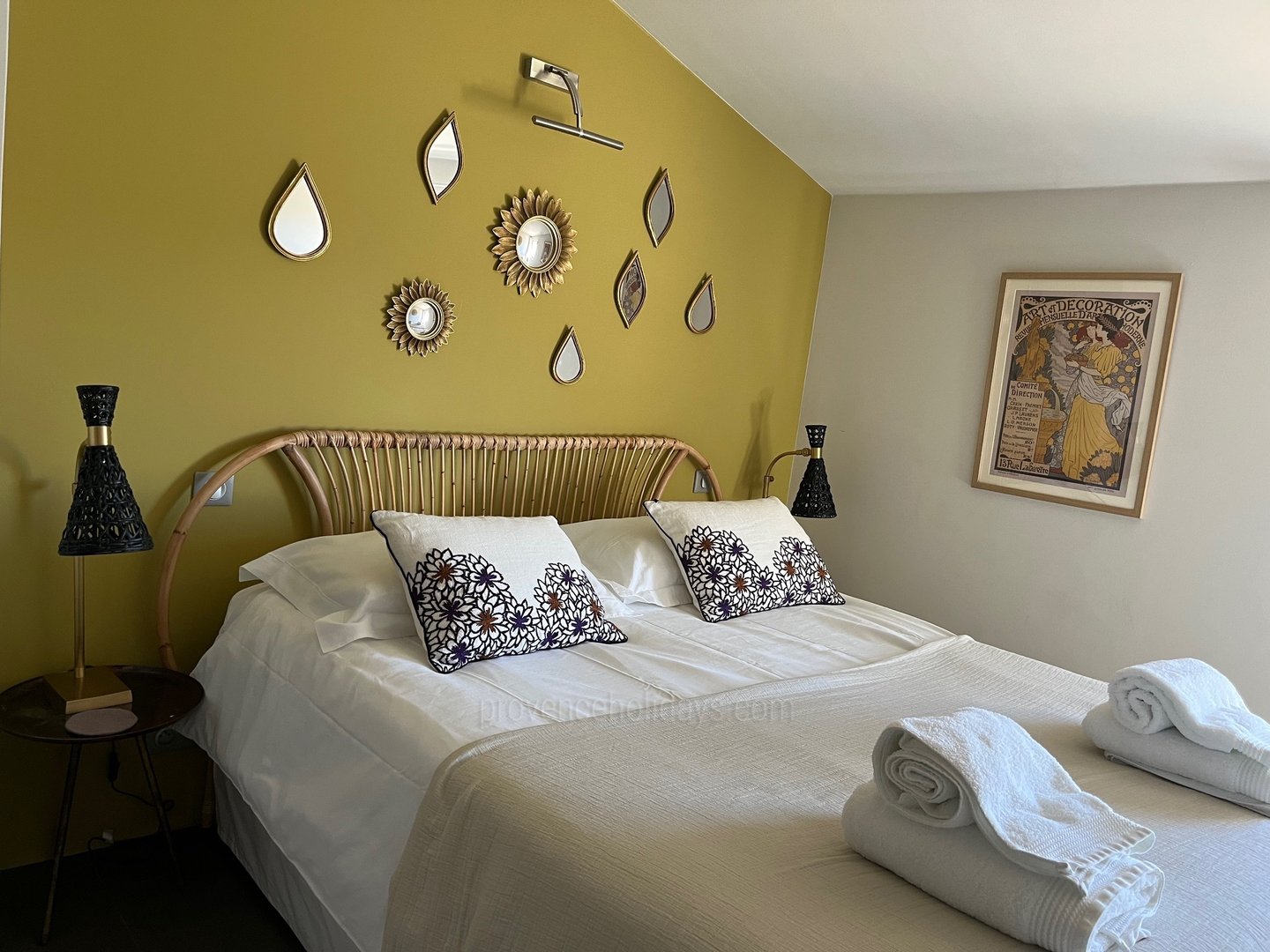 31 - Le Mas du Vallon: Villa: Bedroom