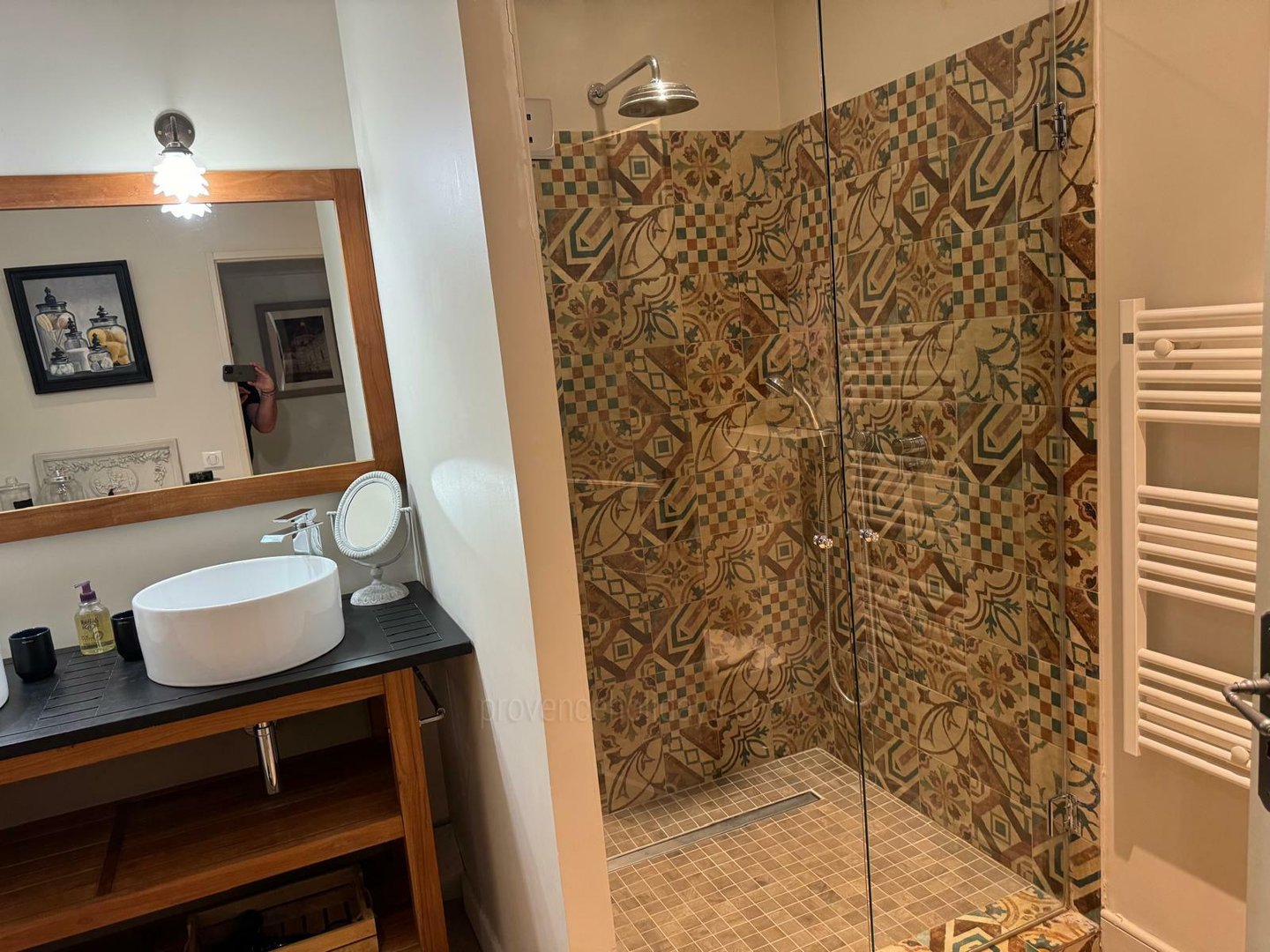 28 - Maison Combe: Villa: Bathroom