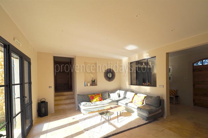 33 - Le Mas Provençal: Villa: Interior