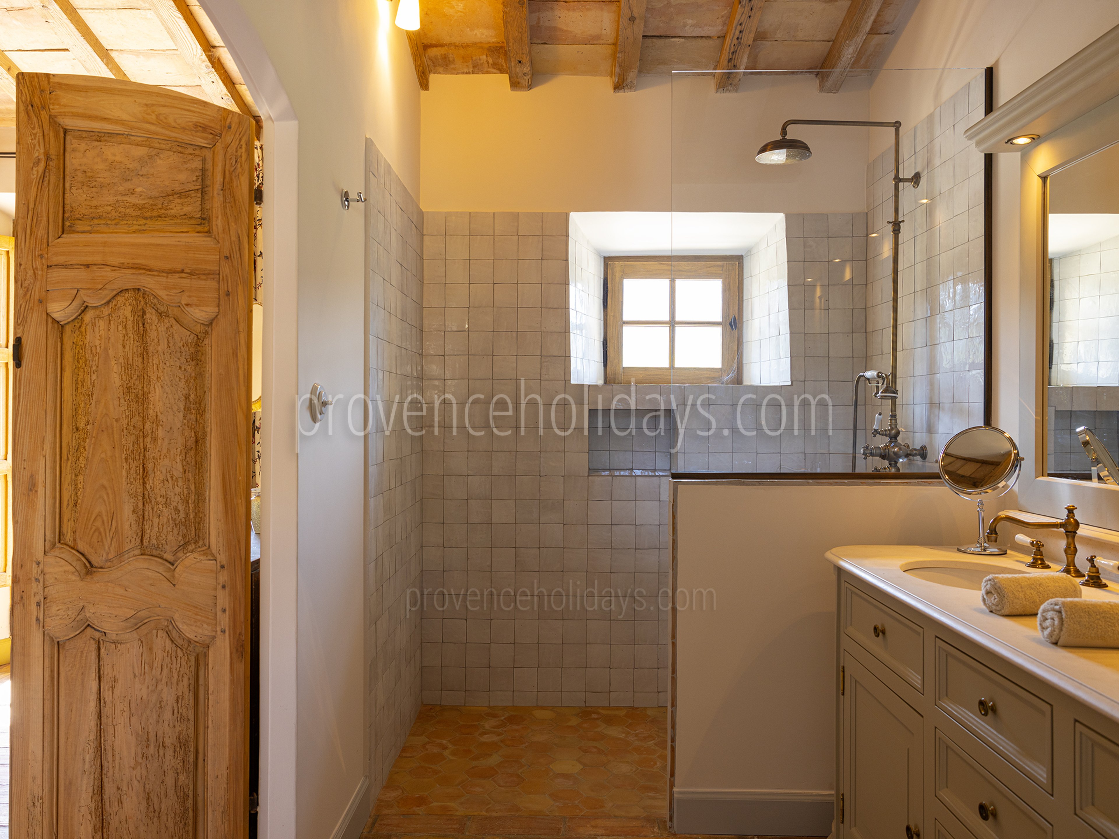 15 - Grand Mas d\'Oppède: Villa: Bathroom