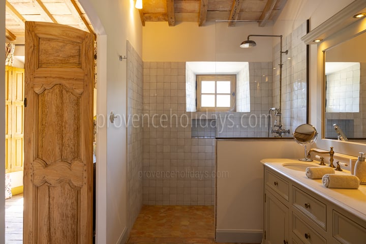 15 - Grand Mas d\'Oppède: Villa: Bathroom