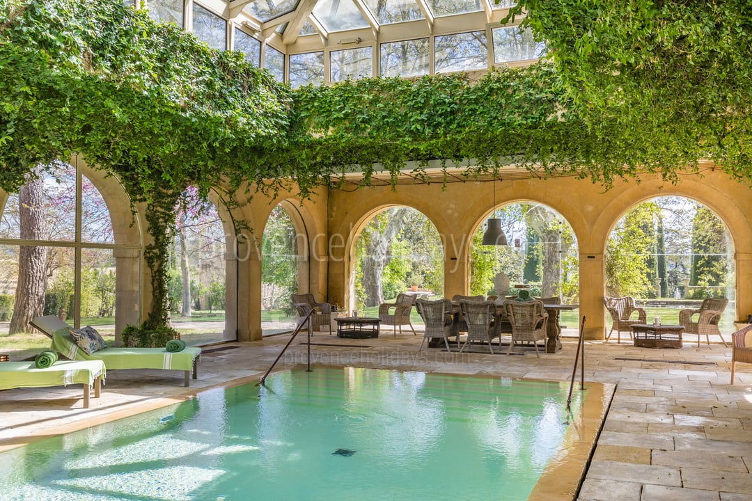 60 - Château de Luberon: Villa: Pool