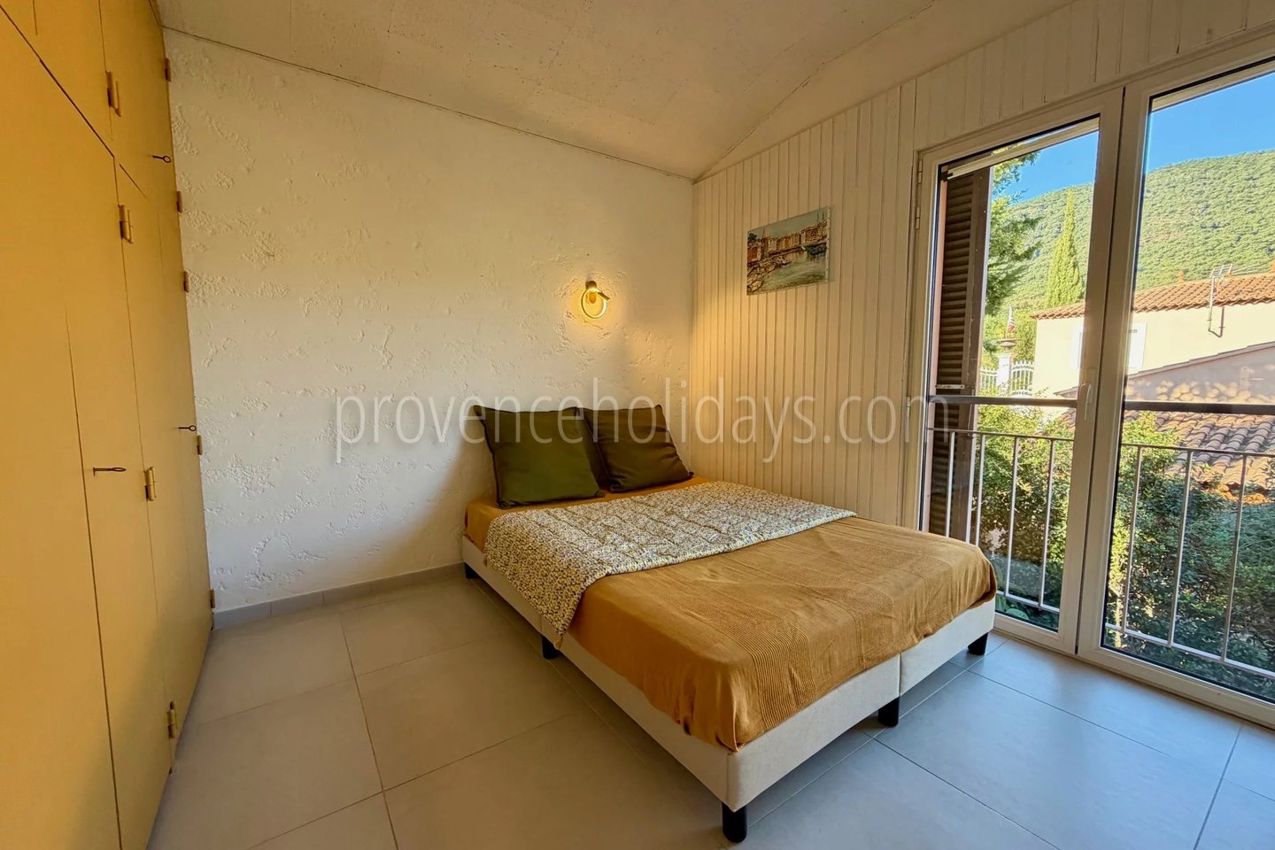 15 - Villa with pool in Cavalaire-sur-Mer: Villa: Bedroom