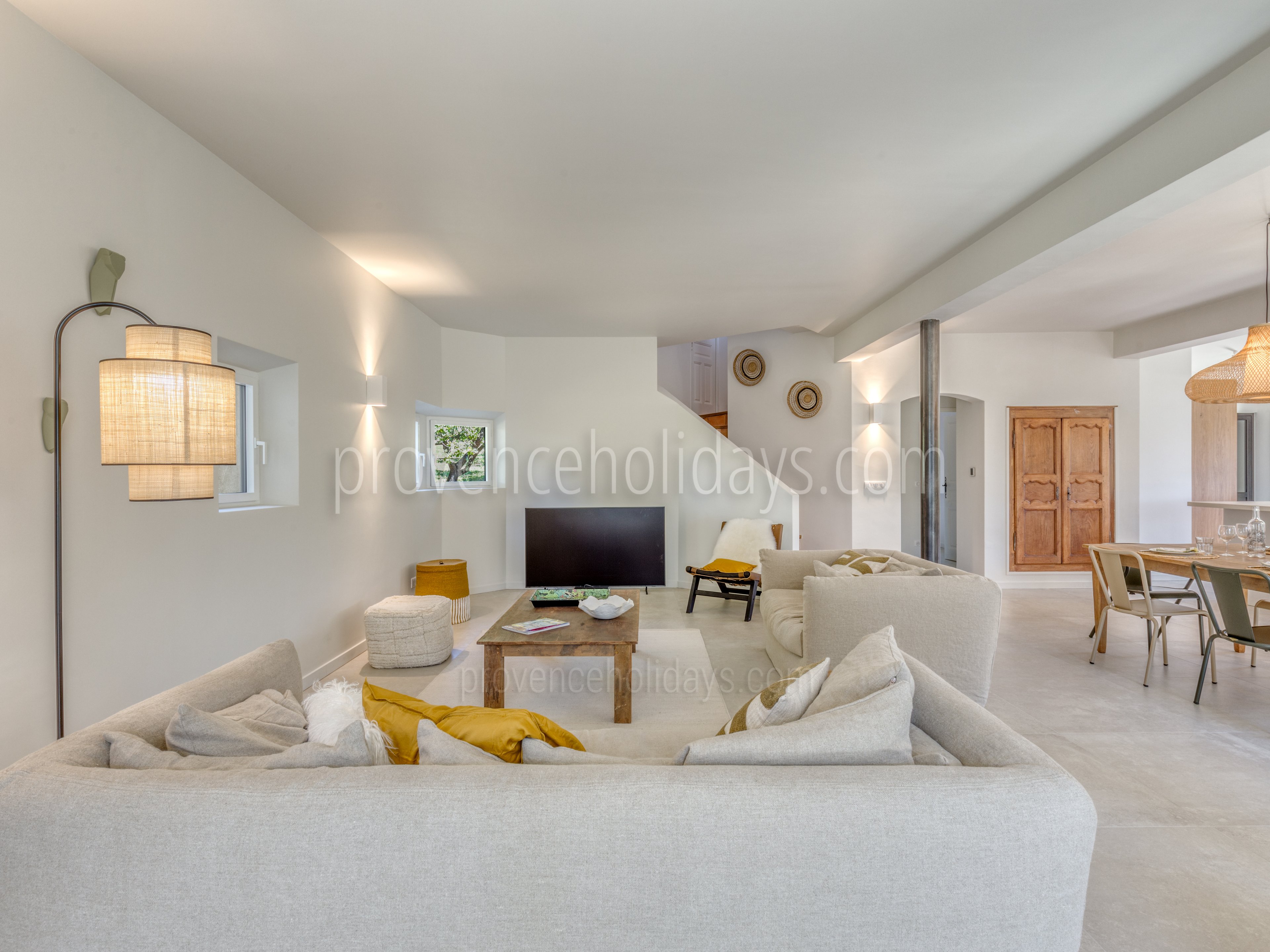 8 - L\'Escapade en Provence: Villa: Interior