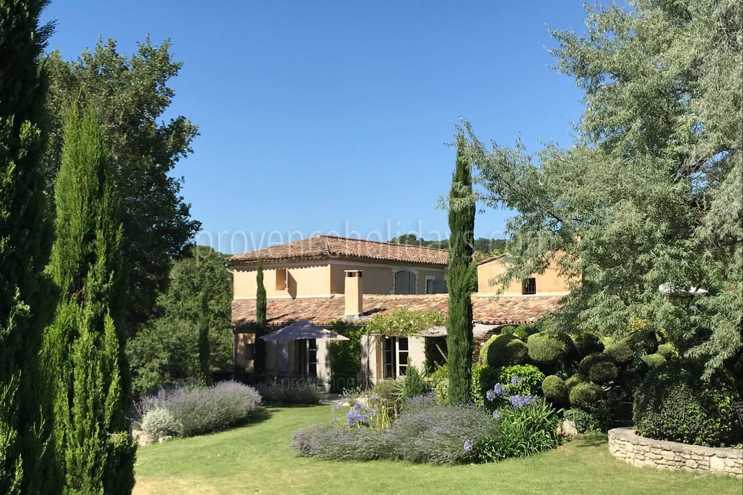 6 - Mas Goult: Villa: Exterior