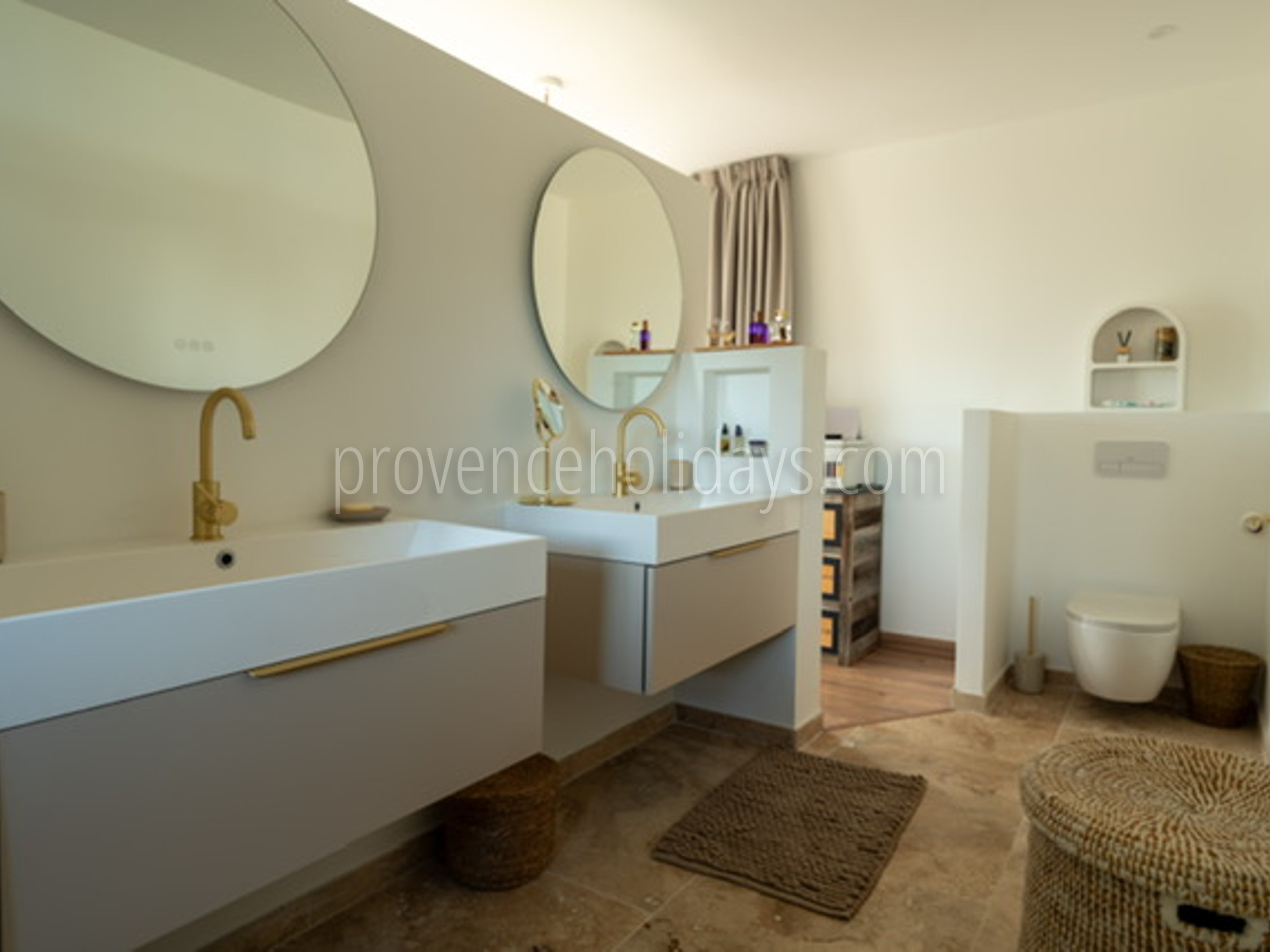 10 - Villa Le Nardou: Villa: Bathroom