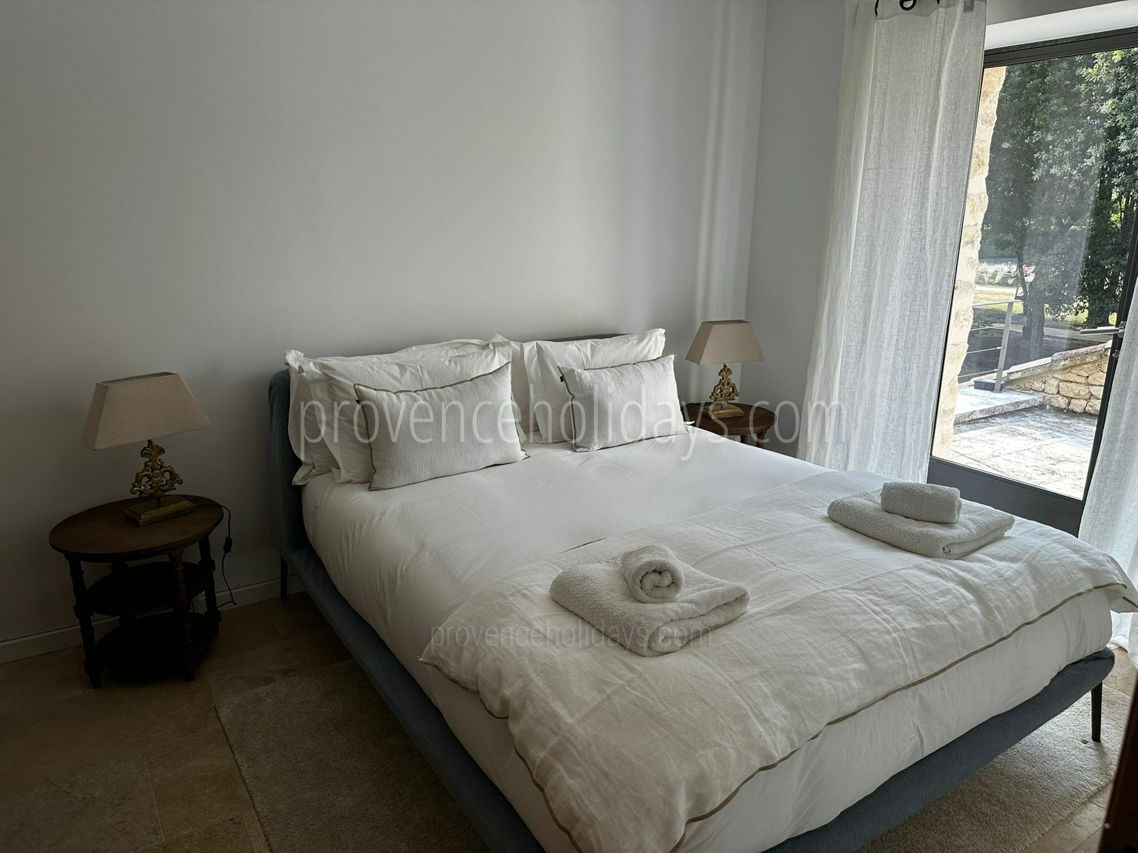 53 - Mas du Carlet: Villa: Bedroom