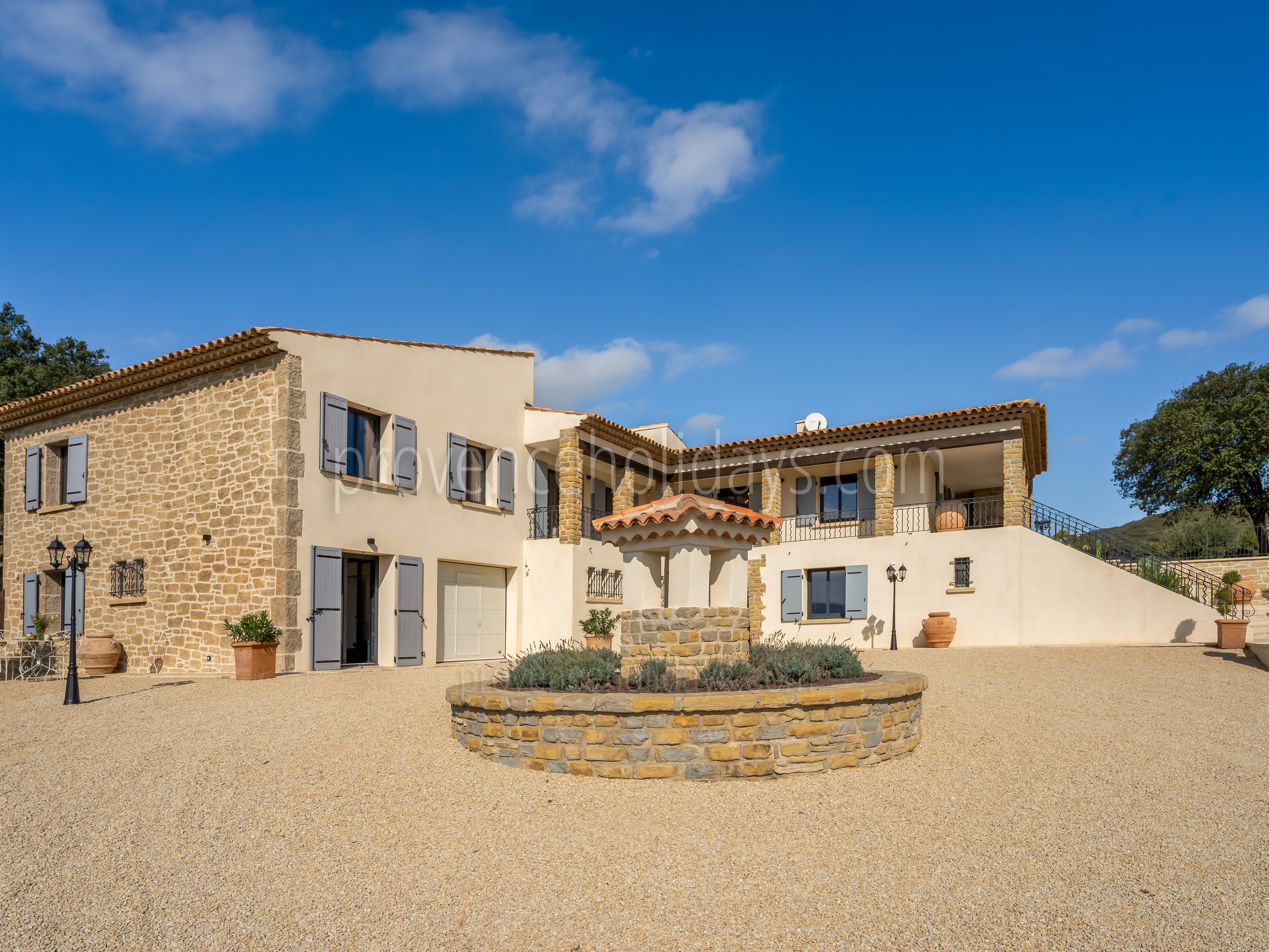 36 - Villa des Estrets: Villa: Exterior