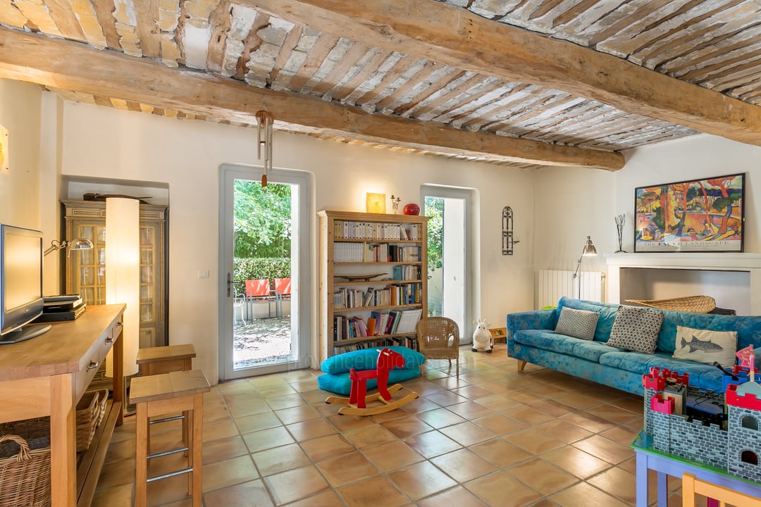 8 - Mas Aubade: Villa: Interior
