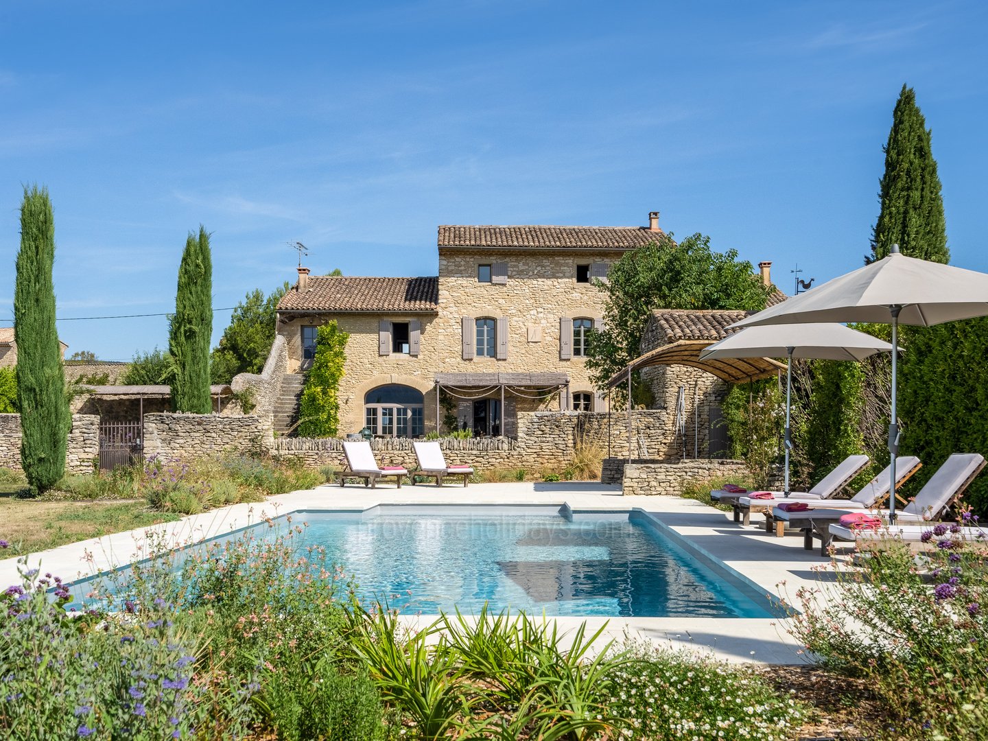 2 - Mas d\'Antoine: Villa: Exterior