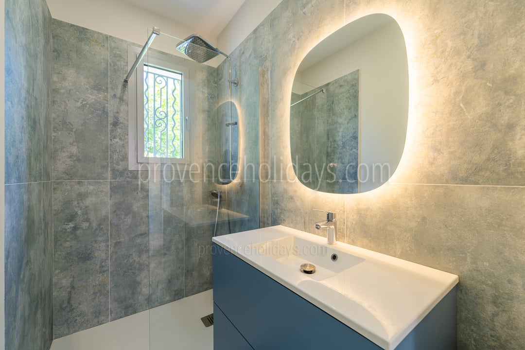 48 - Maison Margaux: Villa: Bathroom