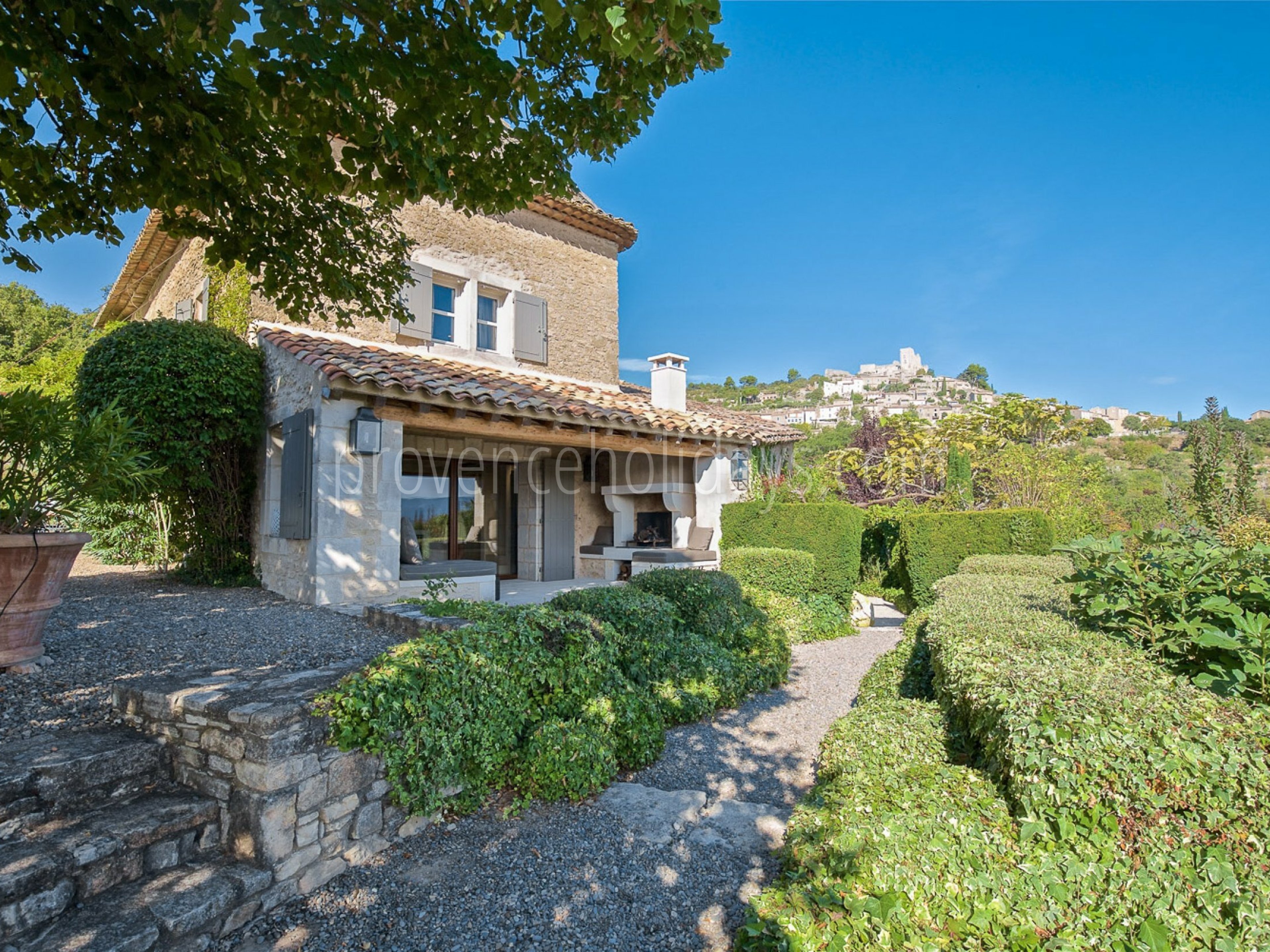 63 - Chez Emile: Villa: Exterior