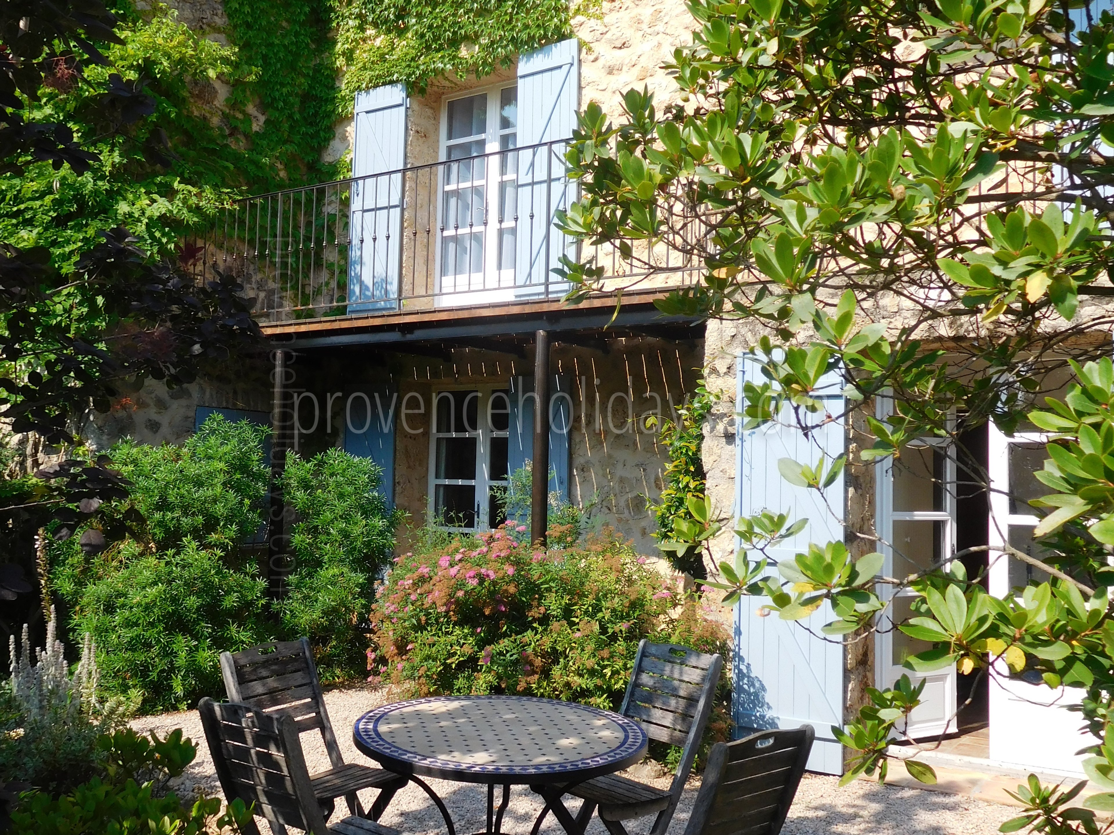 24 - Mas Lorgues: Villa: Exterior