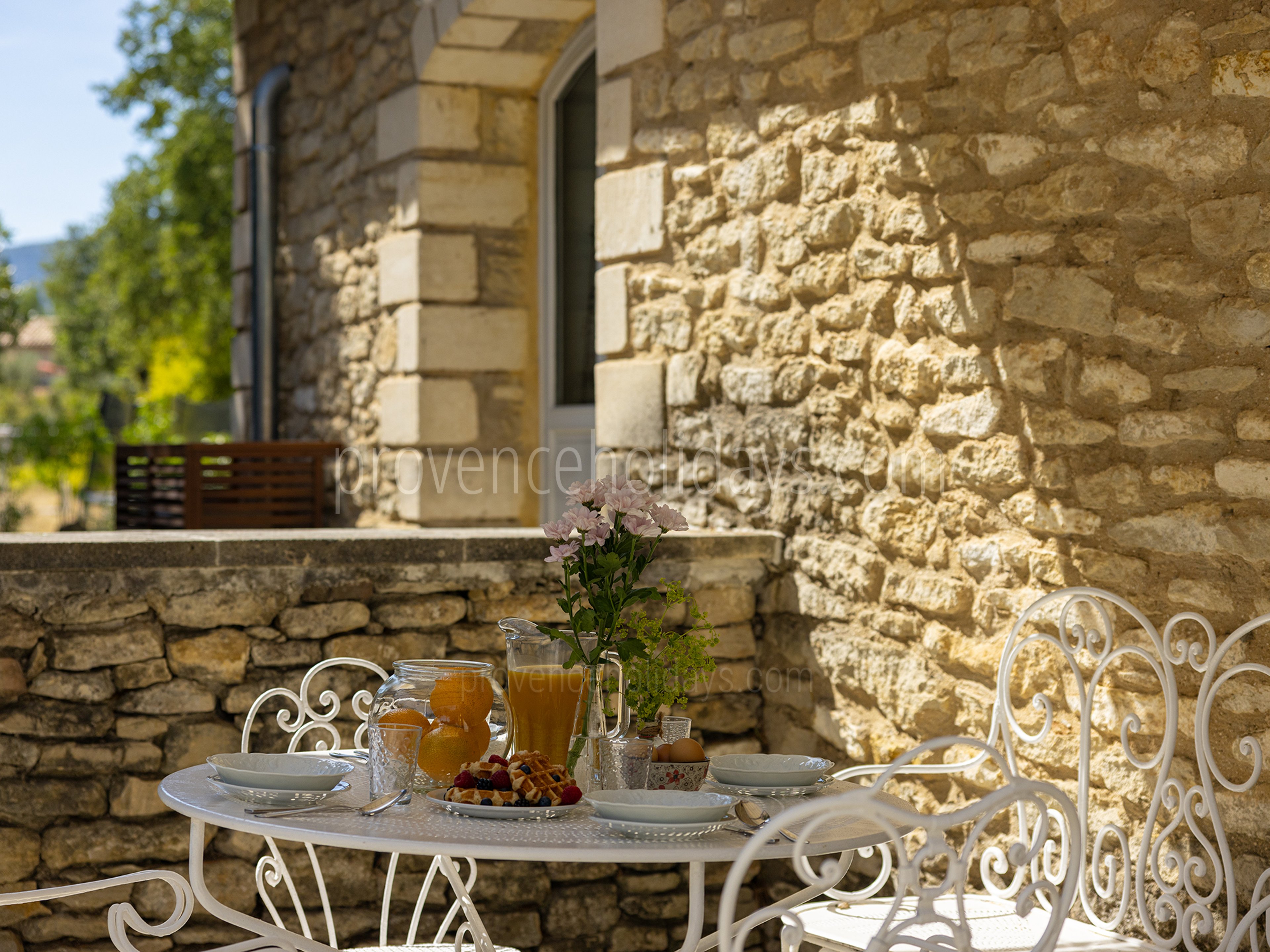 27 - Mas Heyrauds: Villa: Exterior