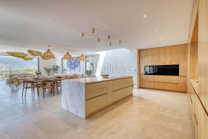 10 - Domaine de la Baie: Villa: Interior