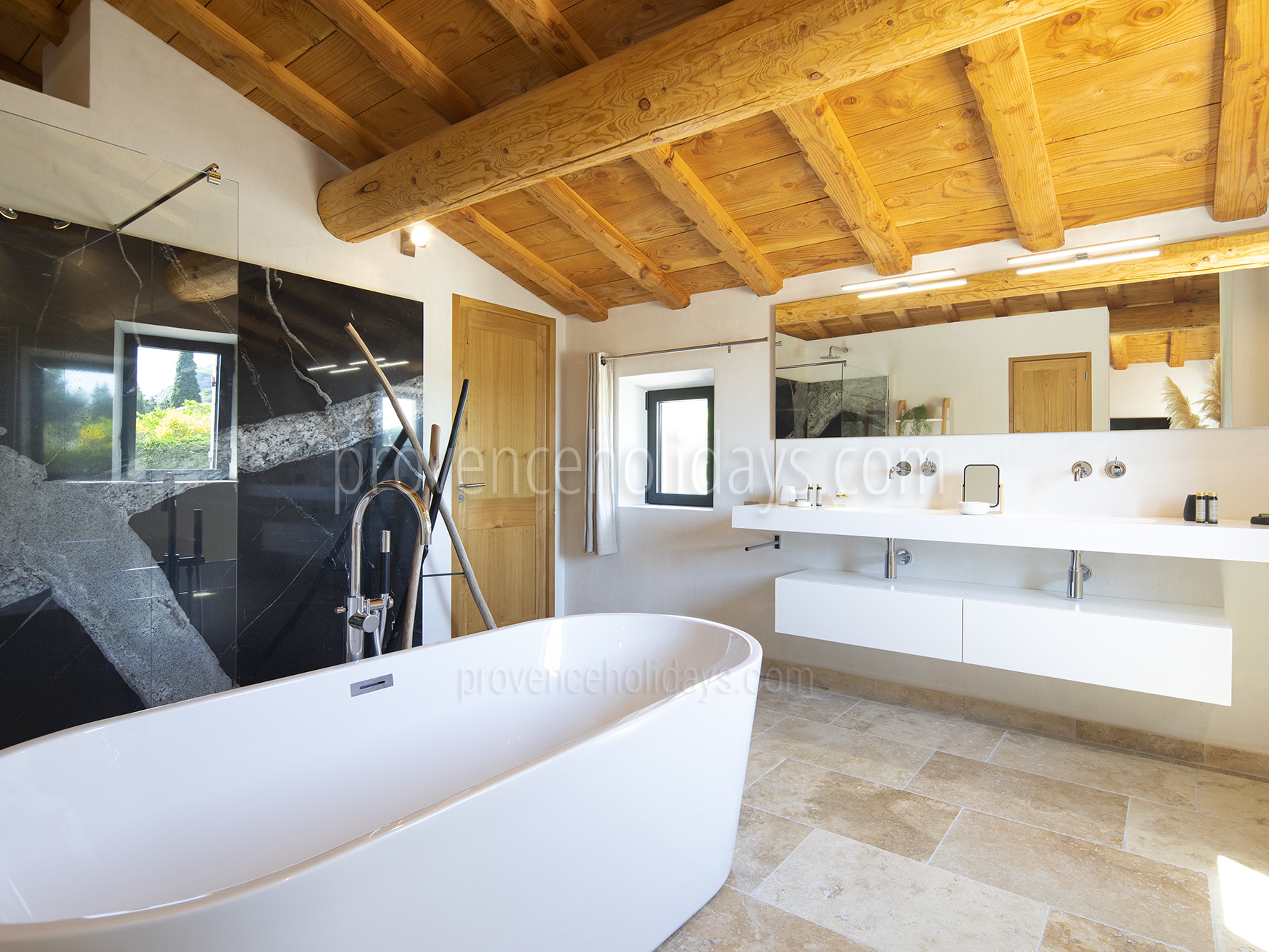 24 - Mas des Thyms: Villa: Bathroom