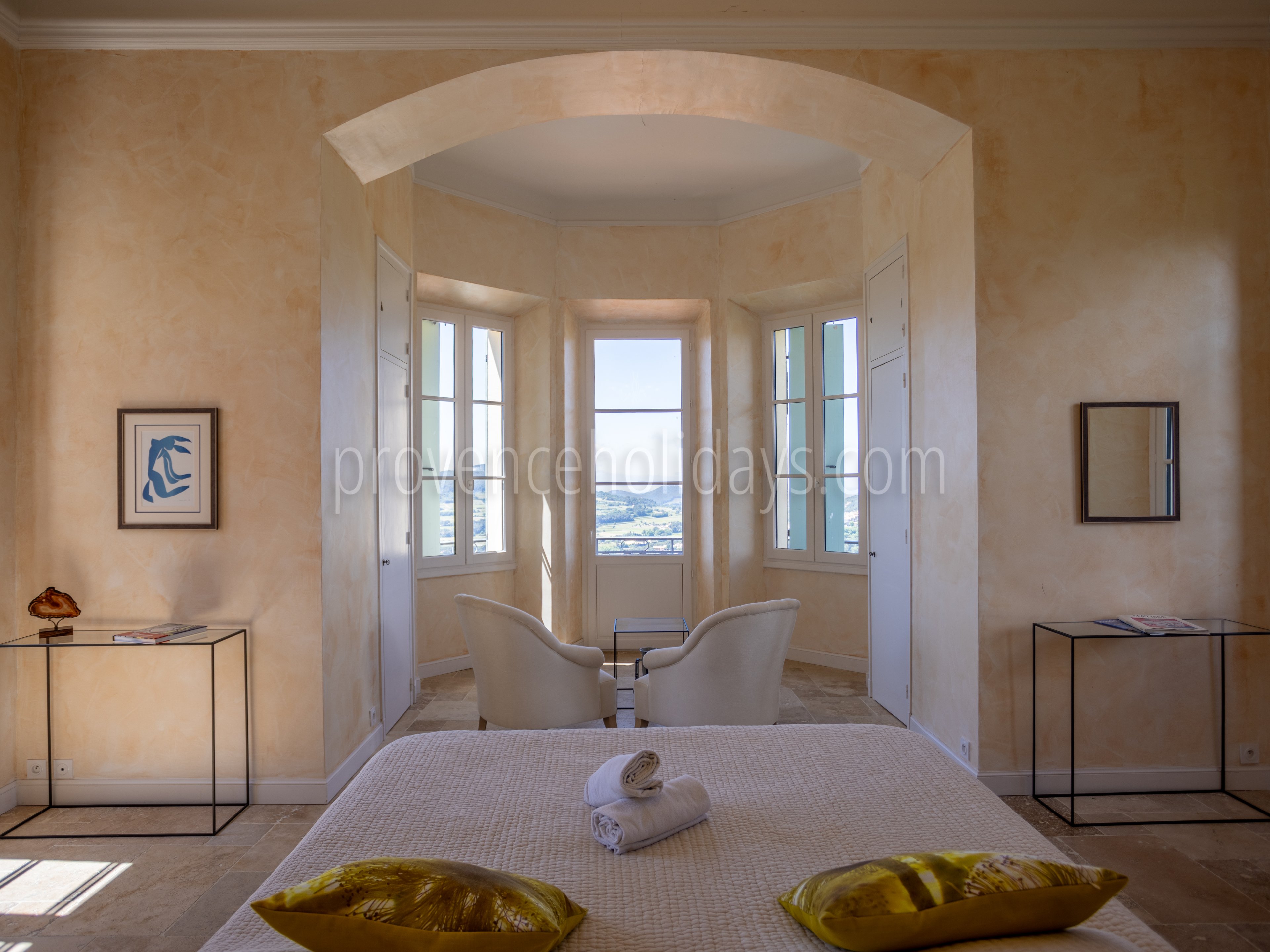 2 - Château des Lumières: Villa: Bedroom