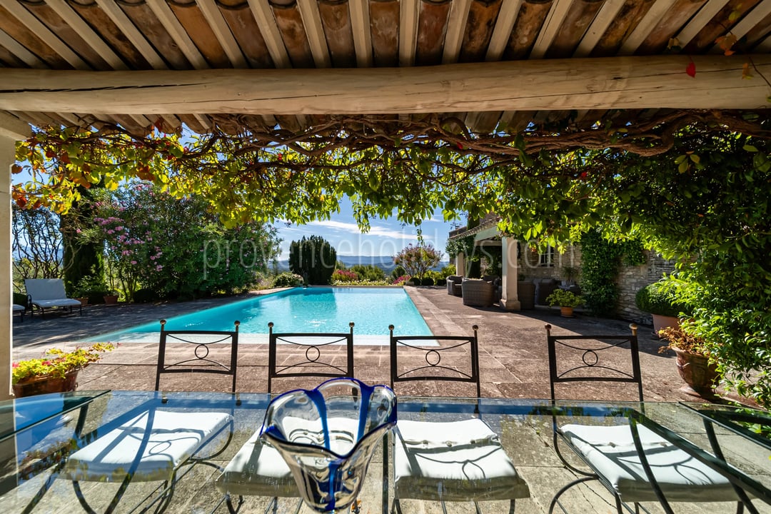 9 - Character mas in Gordes: Villa: Pool