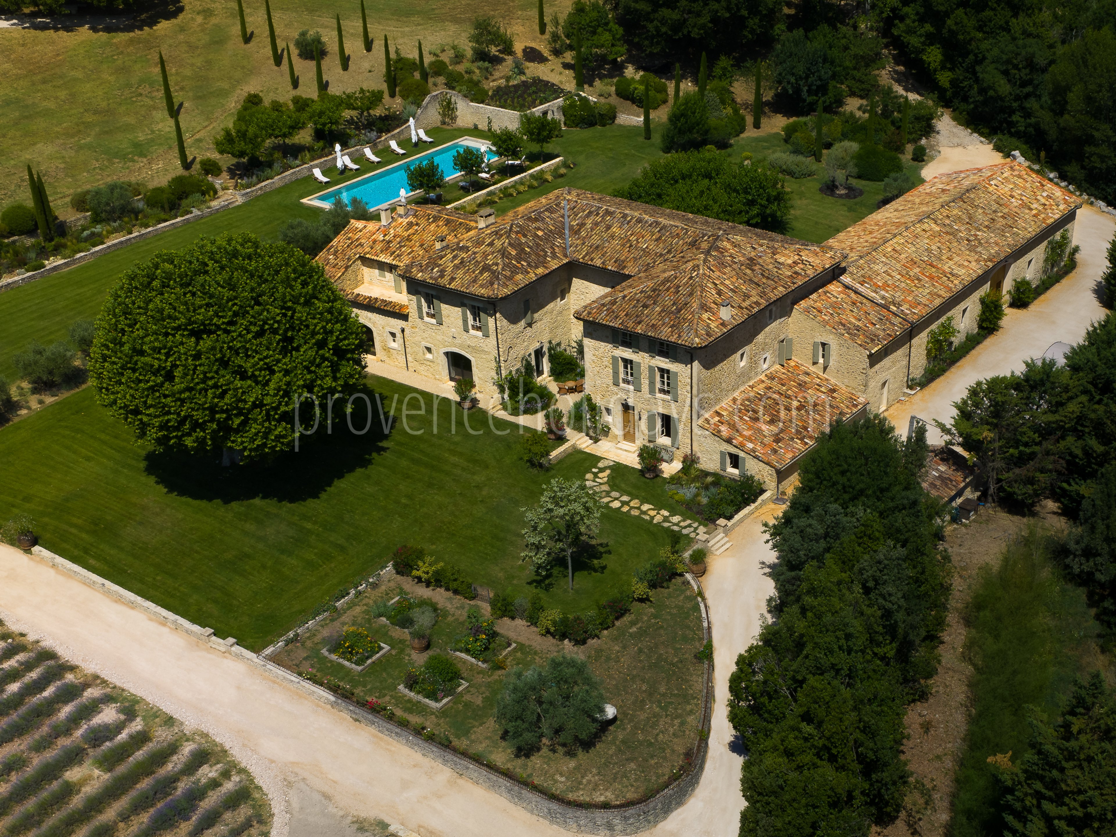 110 - Villa des Cascades: Villa: Exterior
