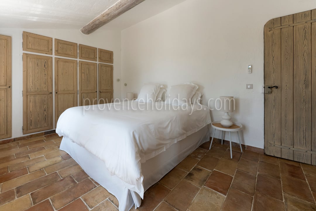 13 - Villa Rose: Villa: Bedroom