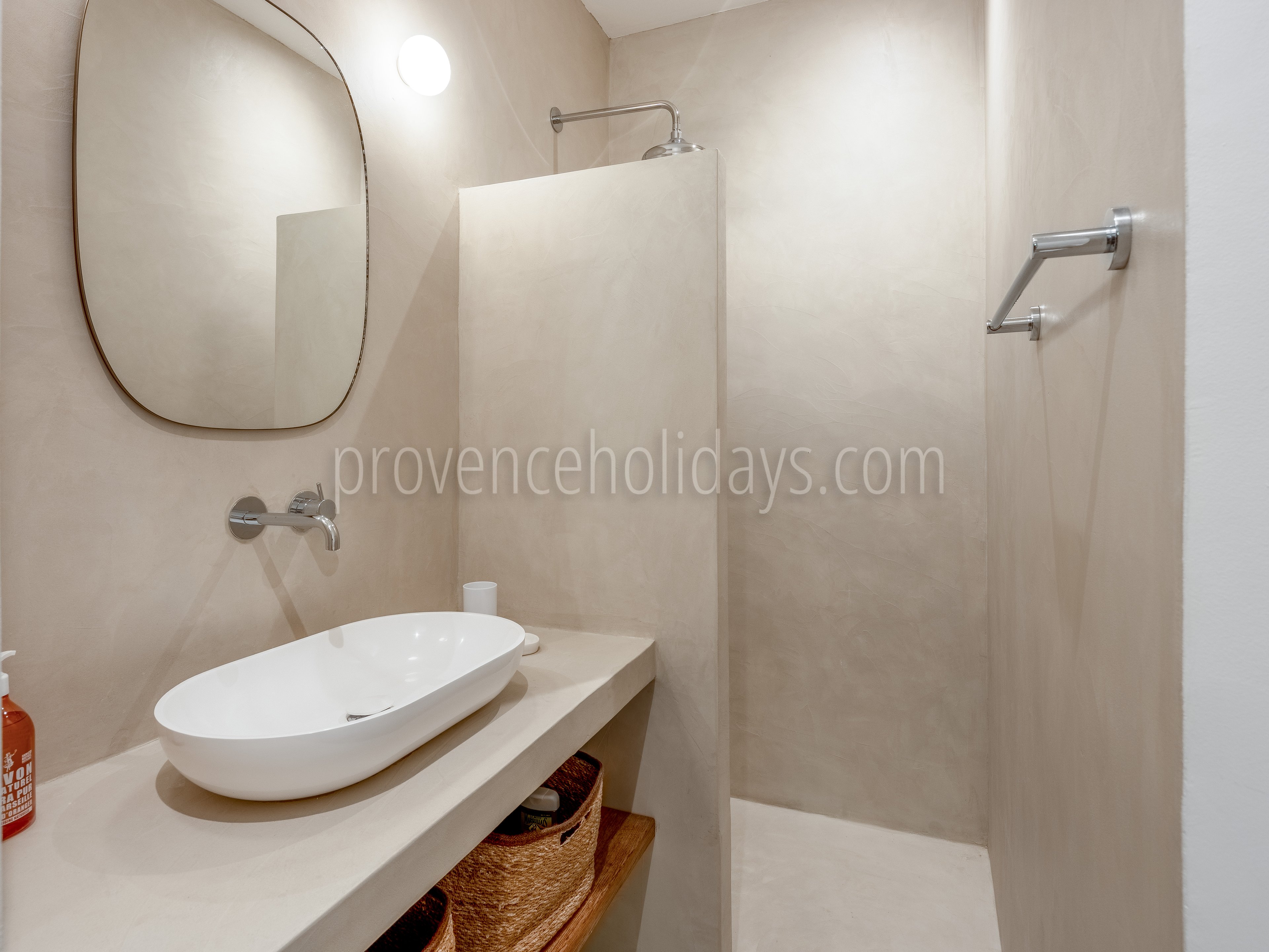 34 - L’Aube Provençale: Villa: Bathroom 2