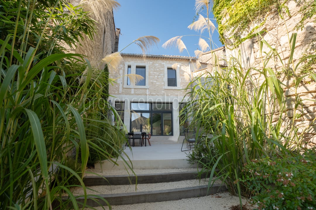 32 - Maison La Source: Villa: Exterior