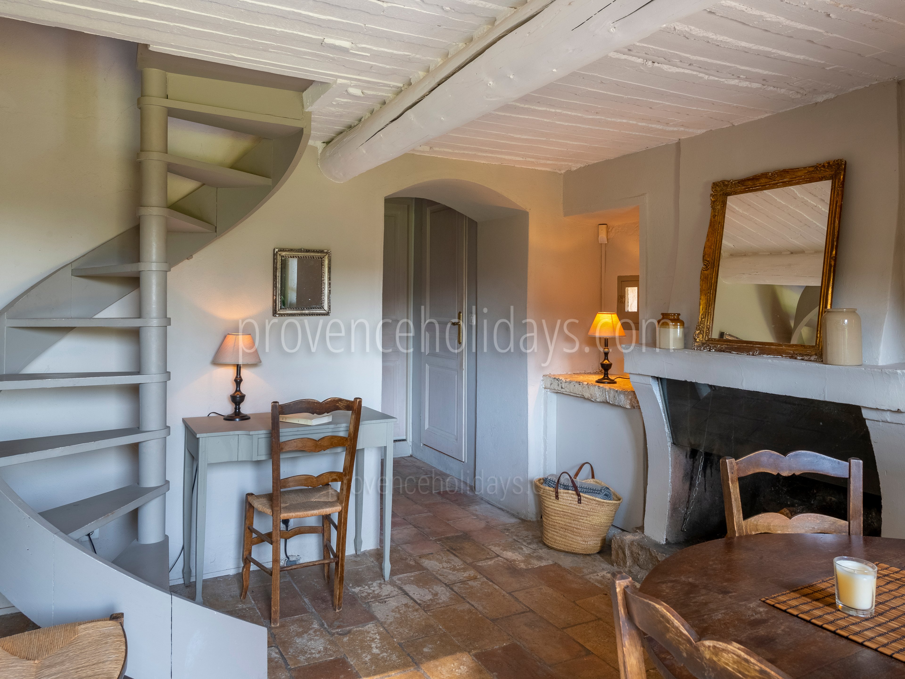 9 - Le Cottage: Villa: Interior