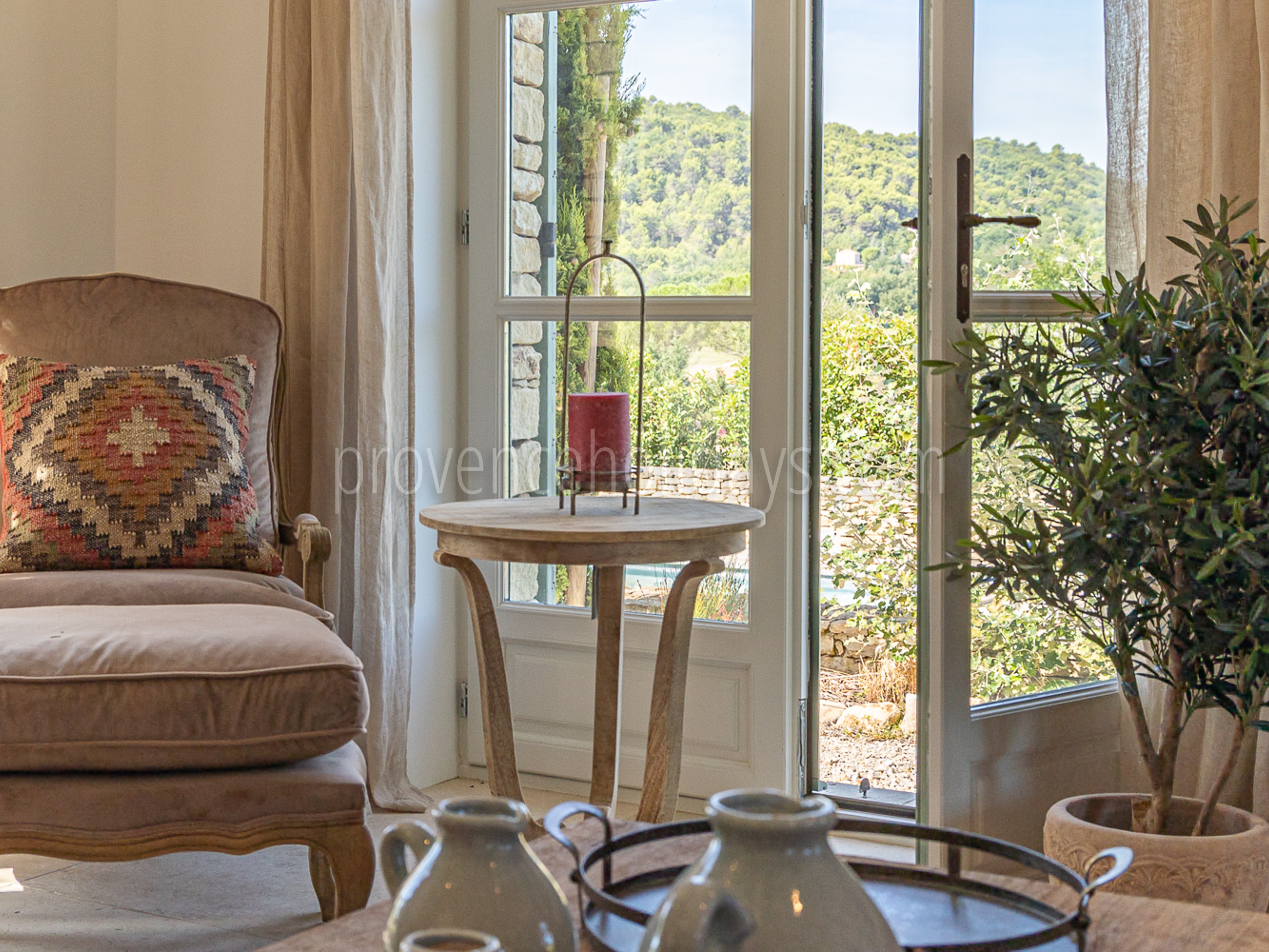 4 - Villa Eynaz: Villa: Interior