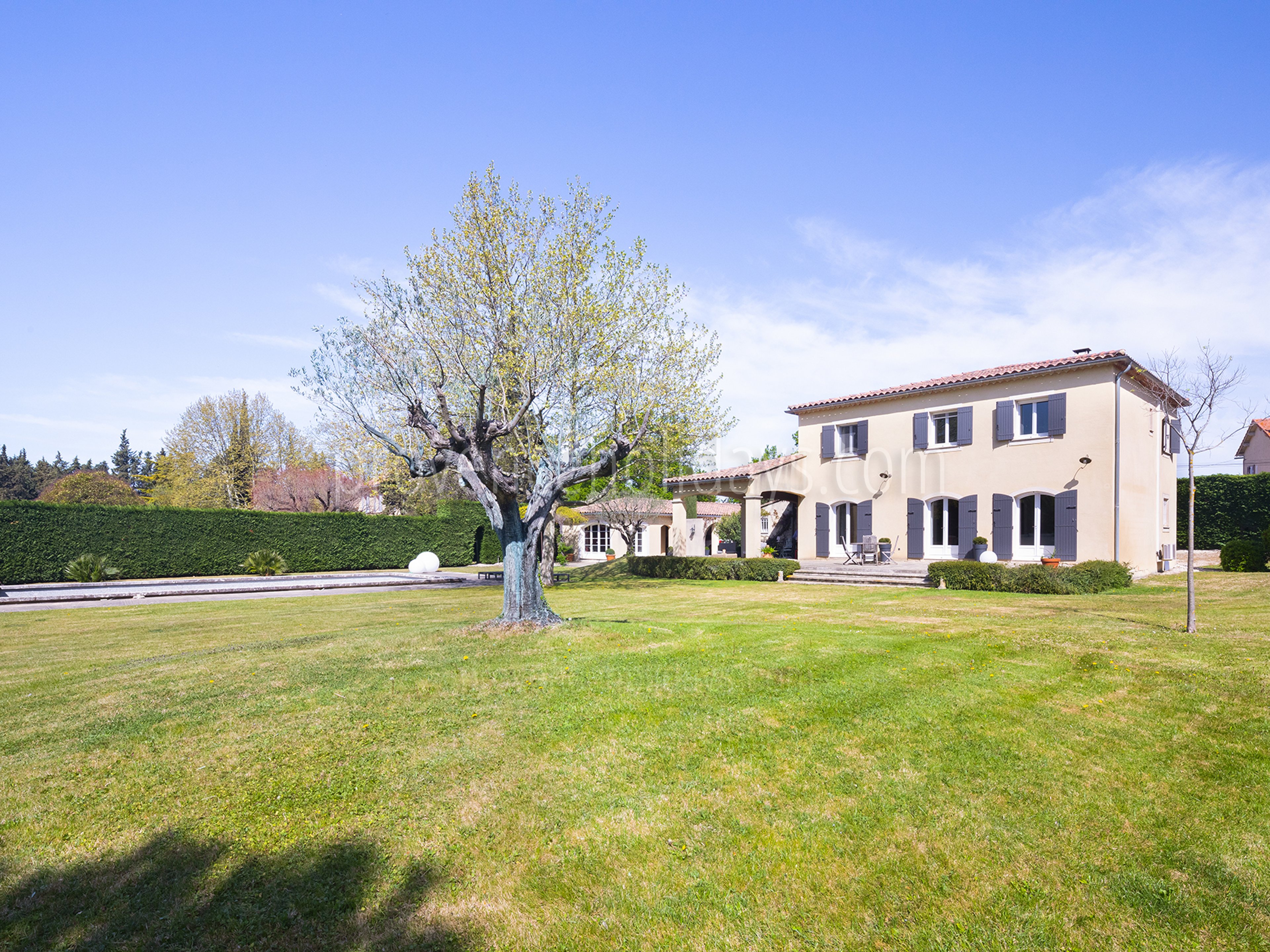 26 - Chez Sarah: Villa: Exterior