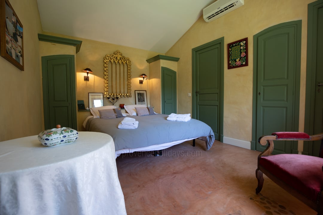 39 - Le Domaine des Cyprès: Villa: Bedroom