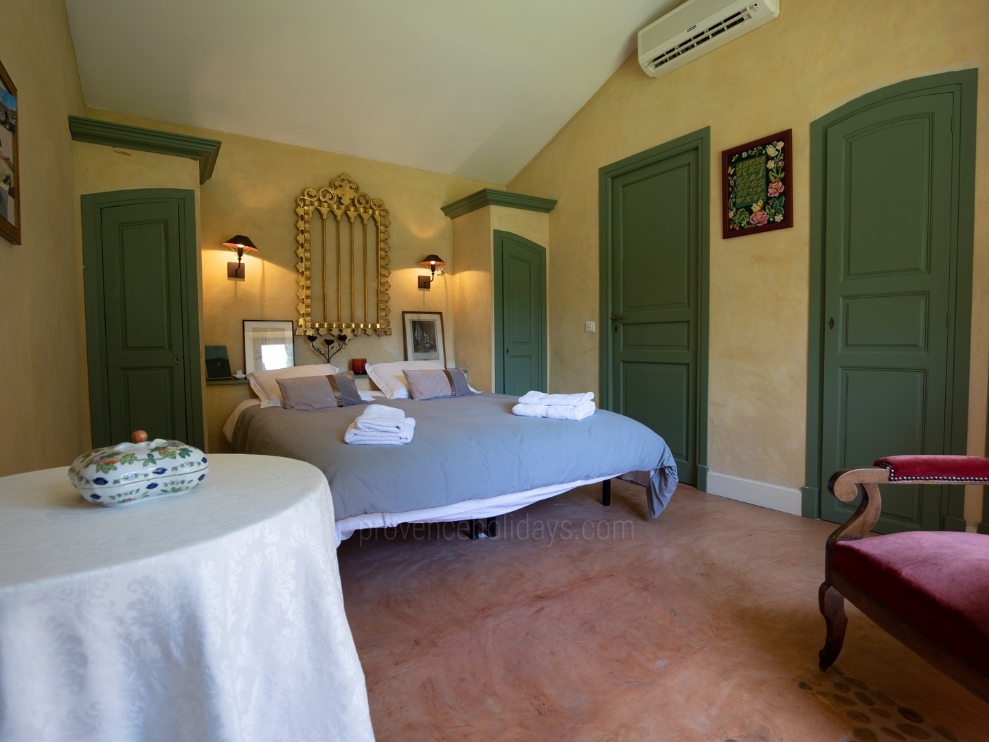 39 - Le Domaine des Cyprès: Villa: Bedroom