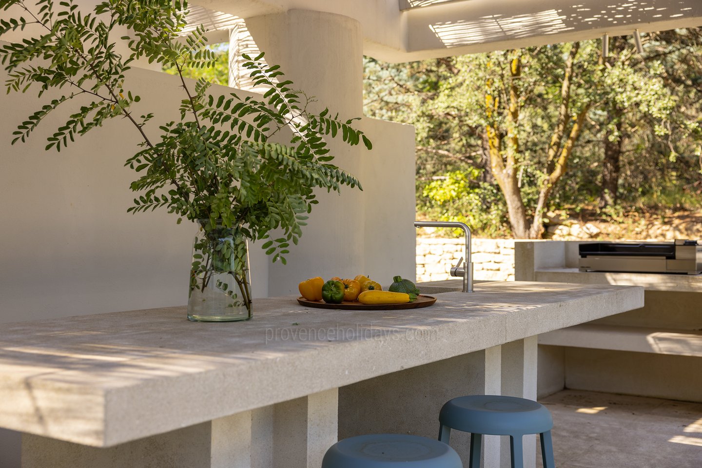 19 - Grand Mas de Provence: Villa: Exterior