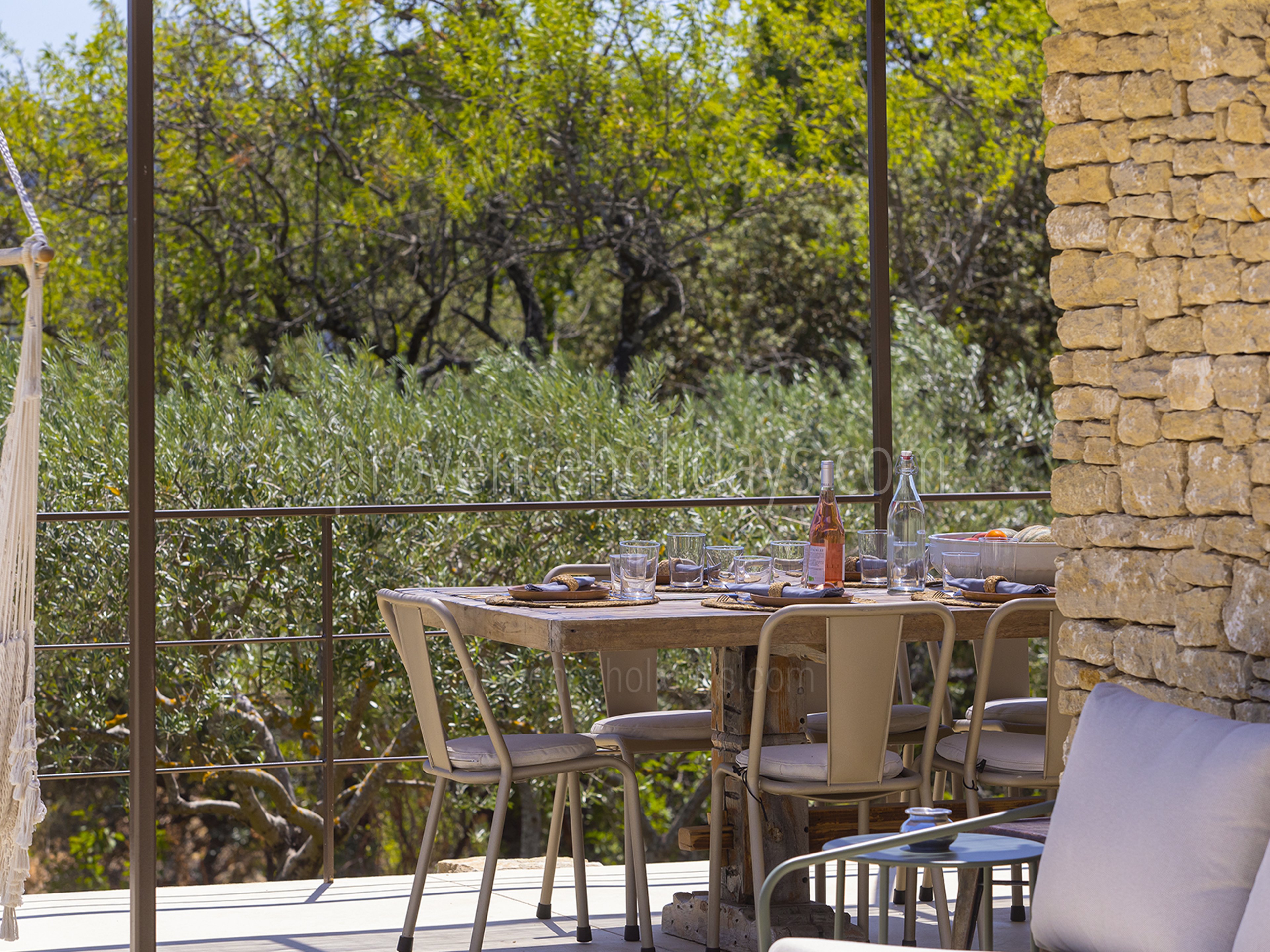 18 - Escapade en Luberon: Villa: Exterior