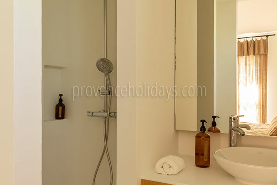 39 - Villa Saint Roch: Villa: Bathroom